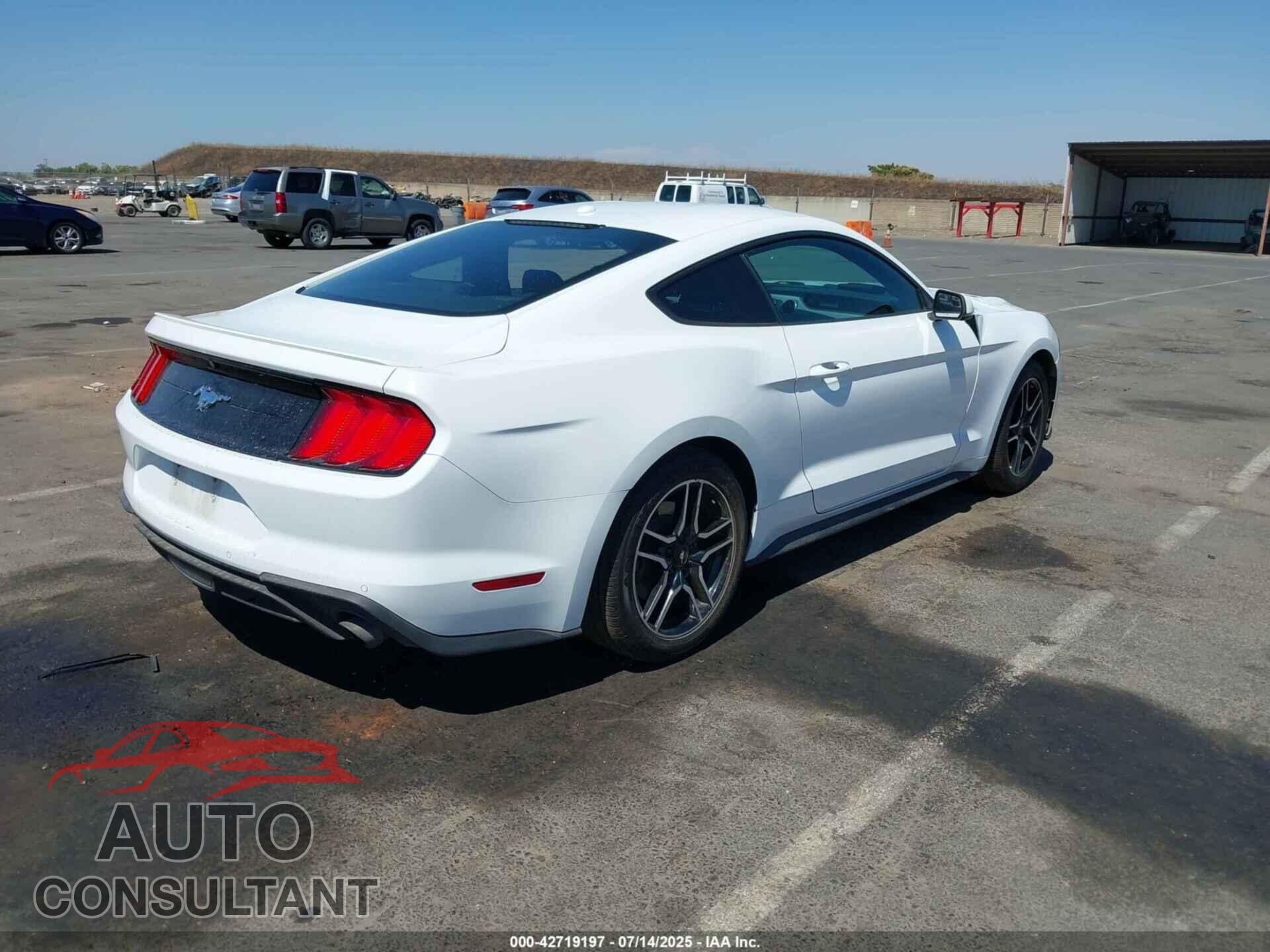 FORD MUSTANG 2018 - 1FA6P8TH5J5125057