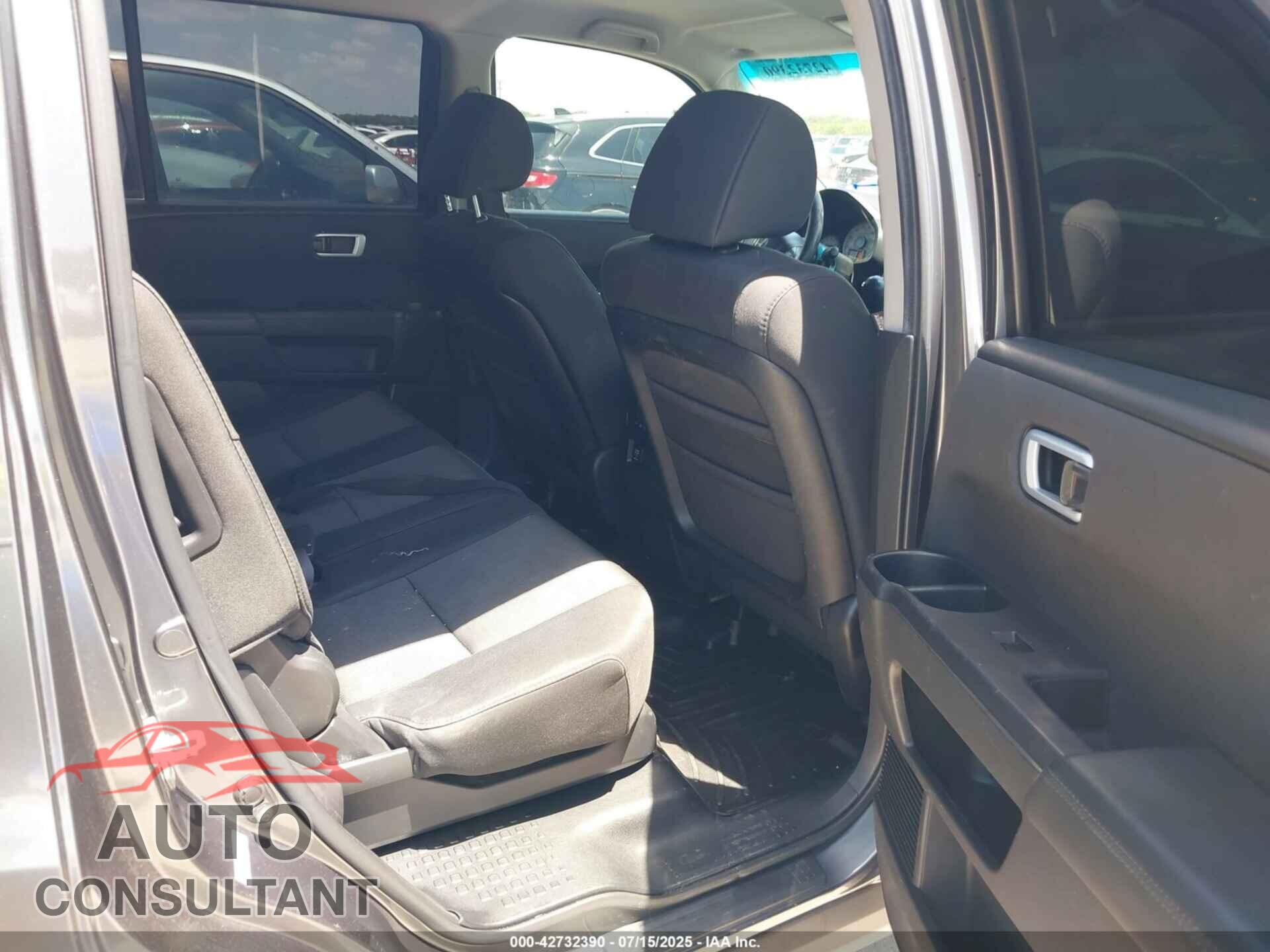 HONDA PILOT 2011 - 5FNYF3H46BB051002