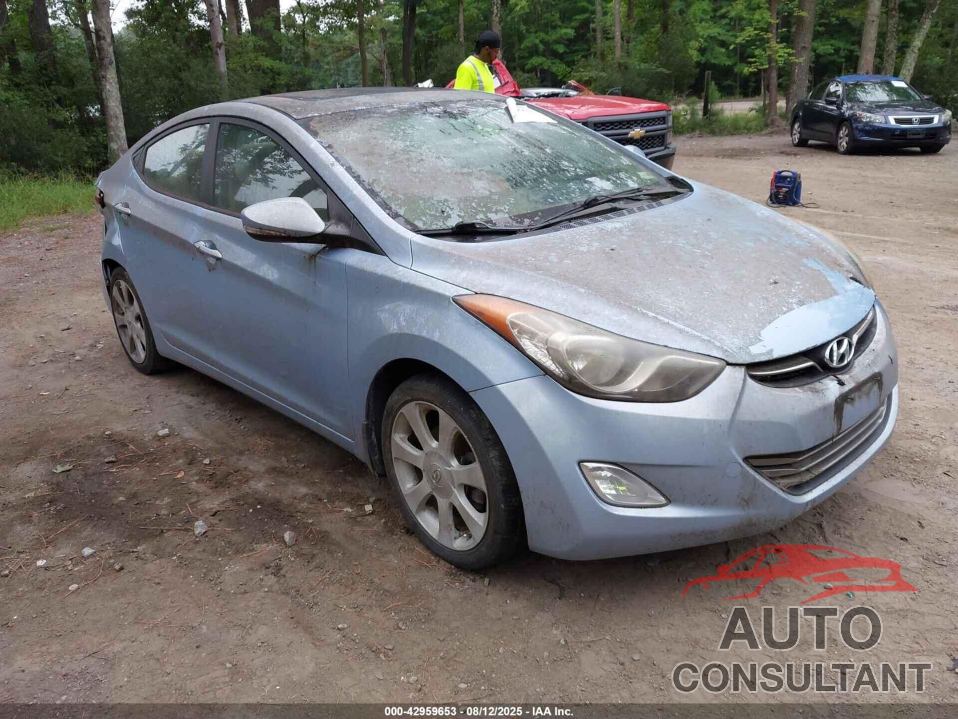 HYUNDAI ELANTRA 2013 - KMHDH4AE8DU660972