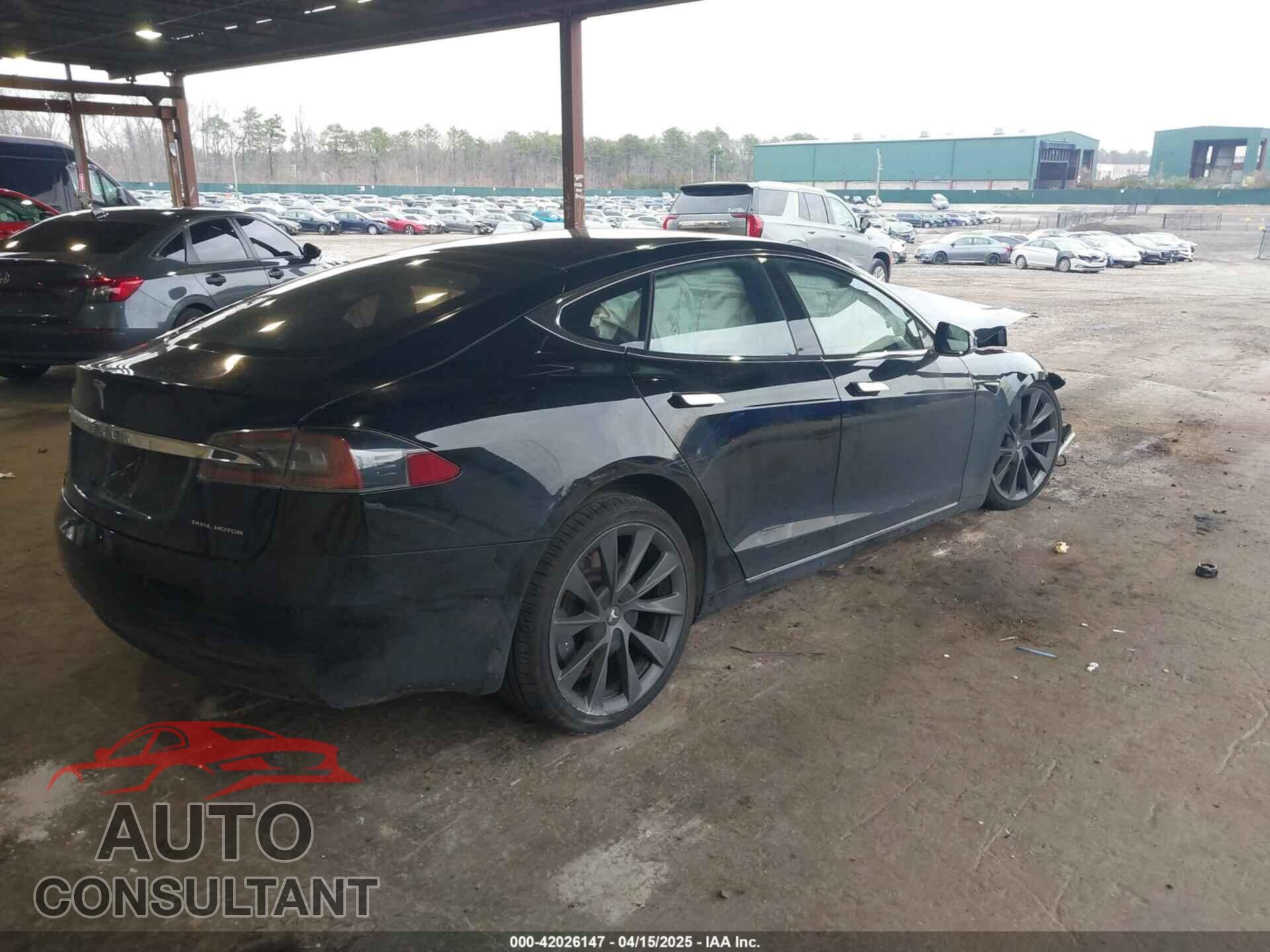 TESLA MODEL S 2021 - 5YJSA1E28MF425446