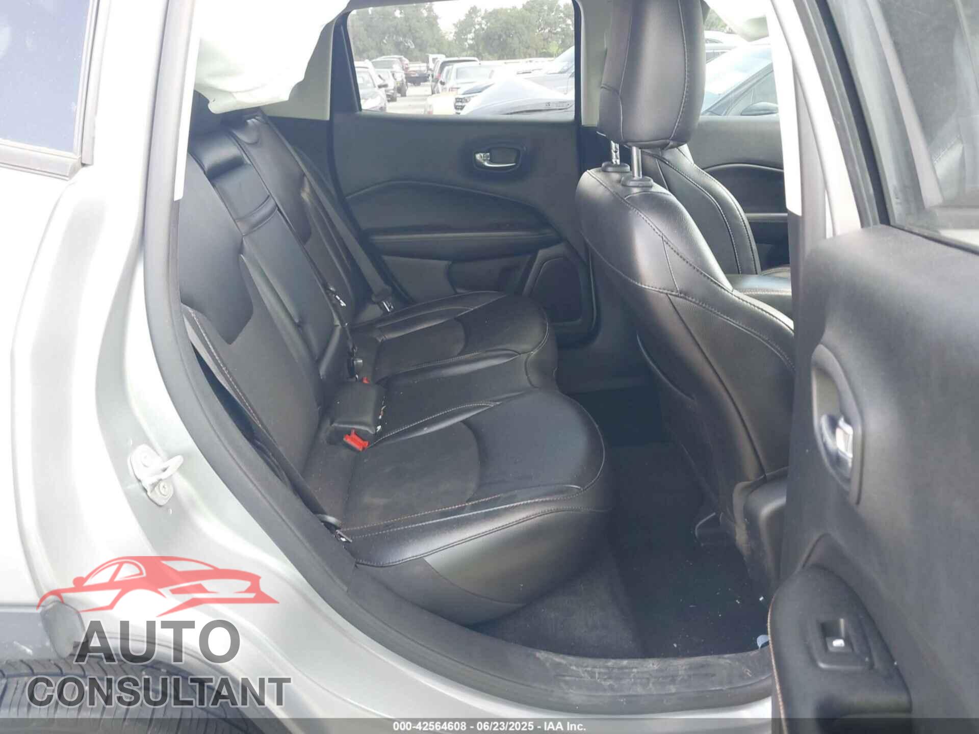 JEEP COMPASS 2020 - 3C4NJDBB3LT139345