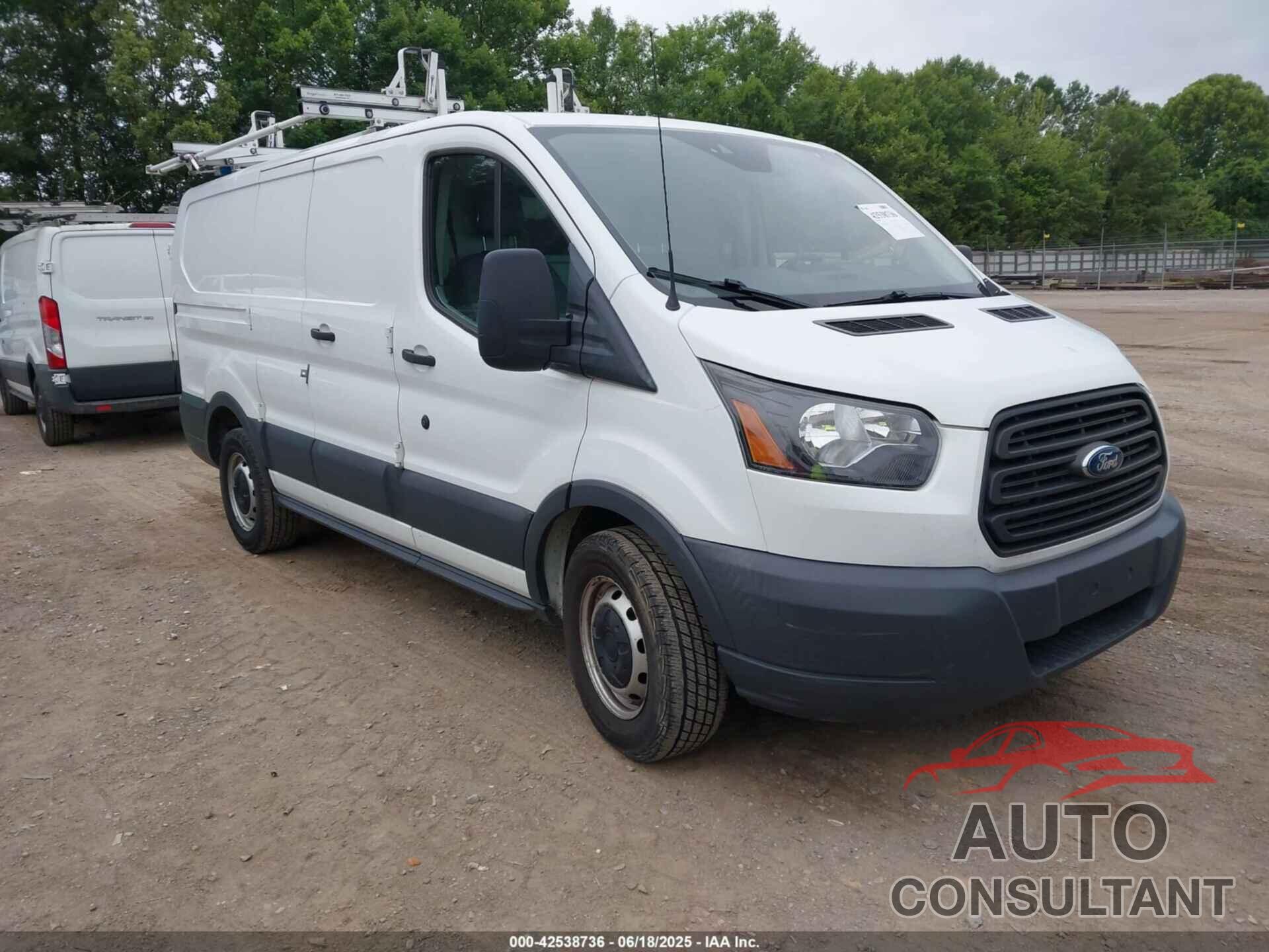 FORD TRANSIT-150 2018 - 1FTYE1ZM2JKB56191
