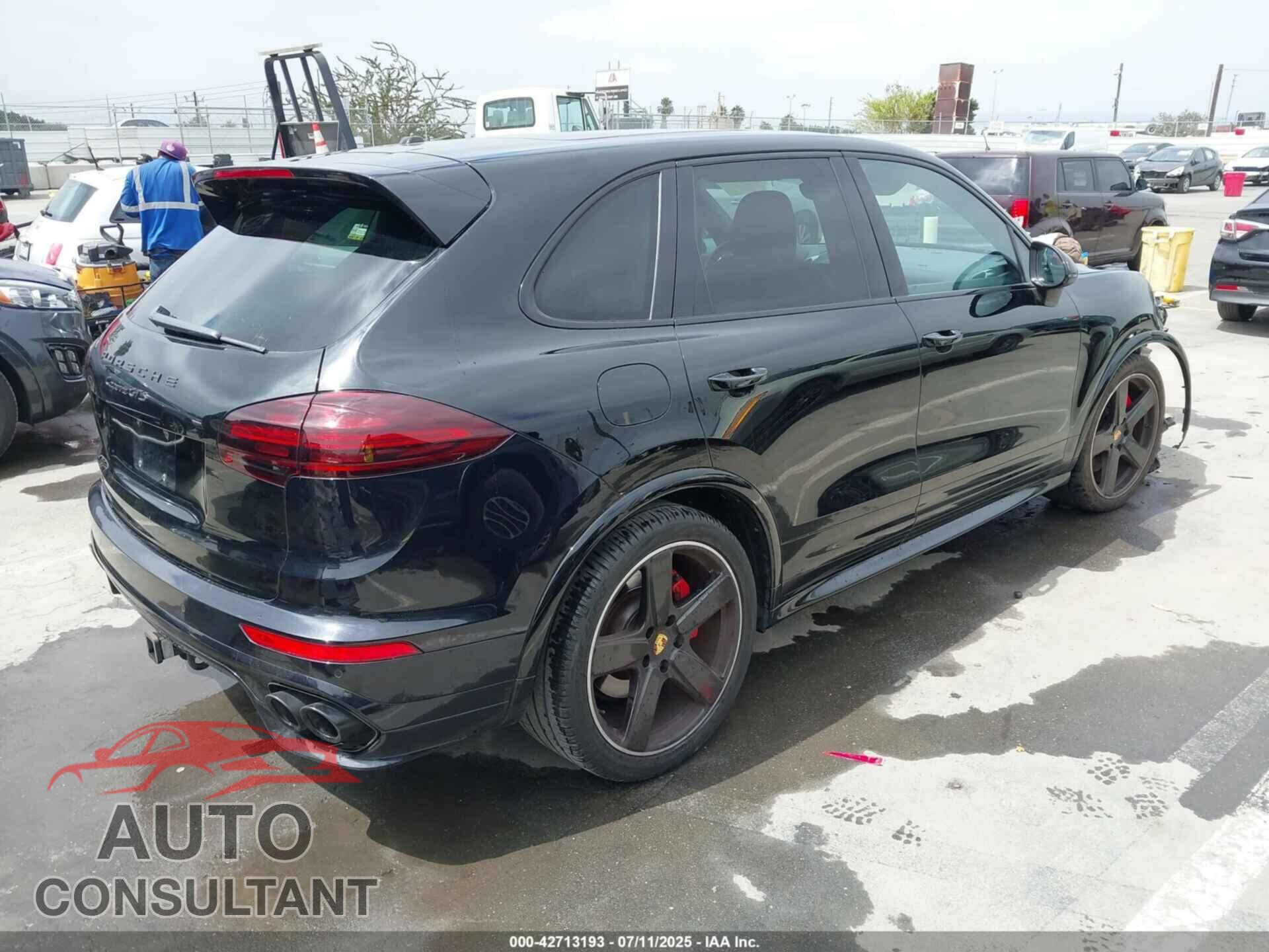 PORSCHE CAYENNE 2016 - WP1AD2A20GLA77947