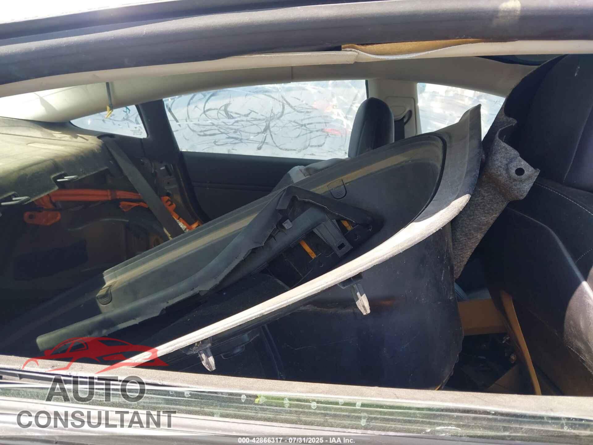 TESLA MODEL 3 2018 - 5YJ3E1EB5JF127862