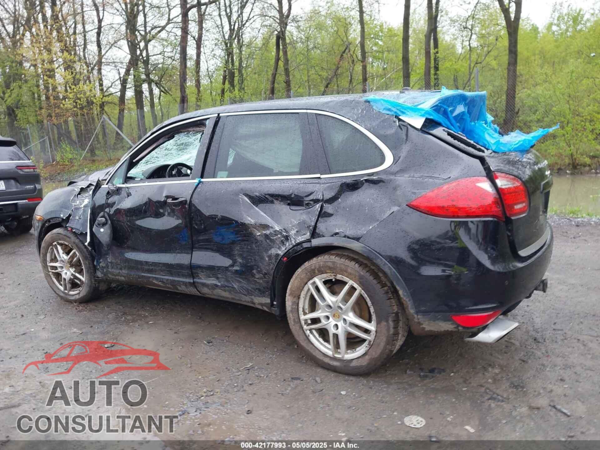 PORSCHE CAYENNE 2014 - WP1AA2A24ELA97043