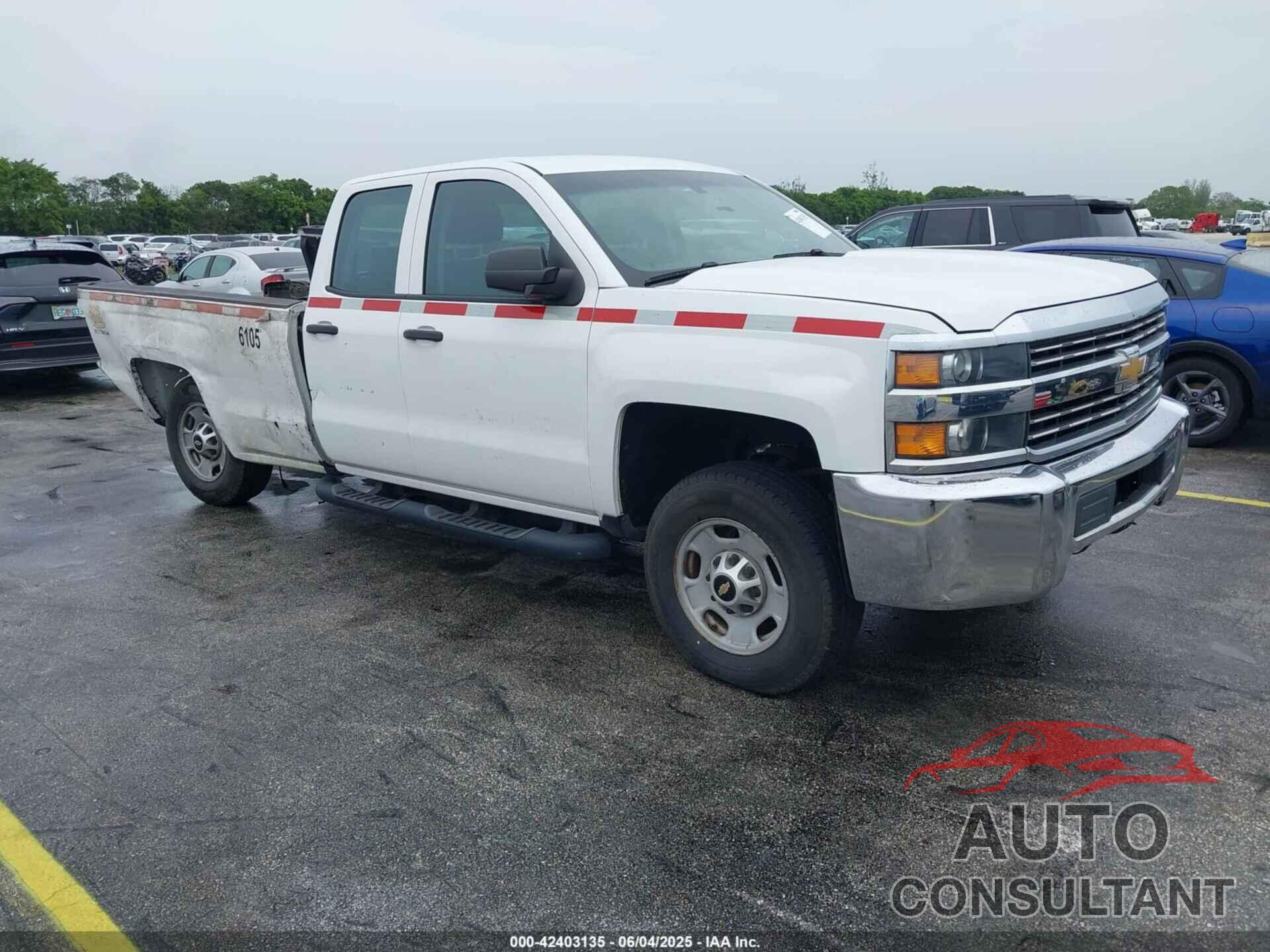 CHEVROLET SILVERADO 2500HD 2018 - 1GC2CUEG6JZ186007