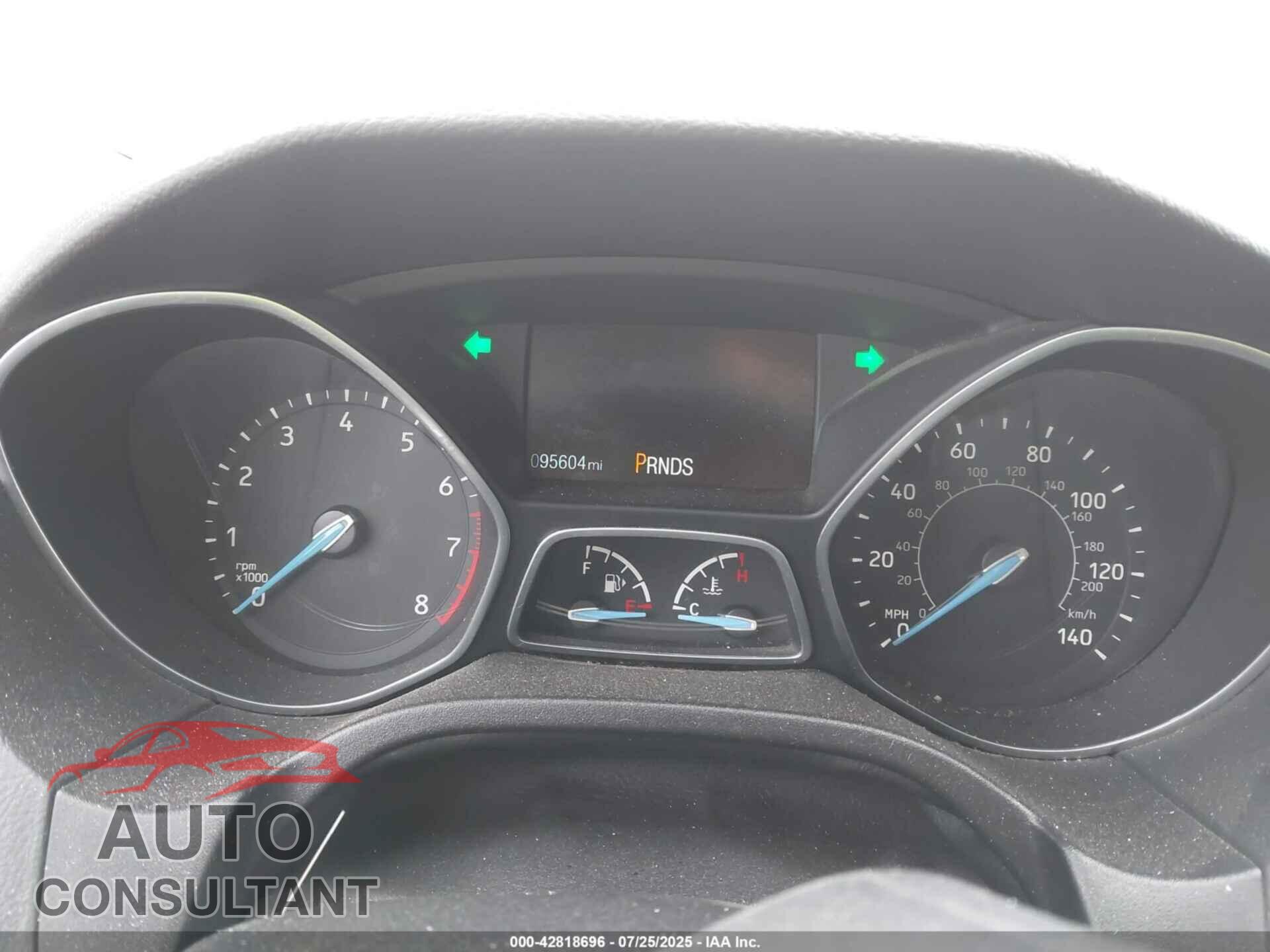 FORD FOCUS 2018 - 1FADP3N22JL283337