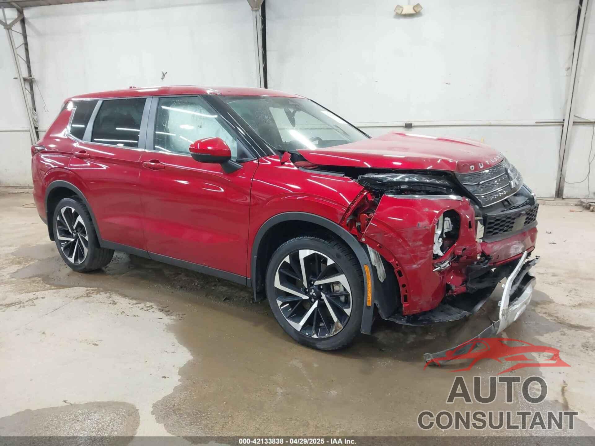 MITSUBISHI OUTLANDER 2023 - JA4J4UA86PZ048784