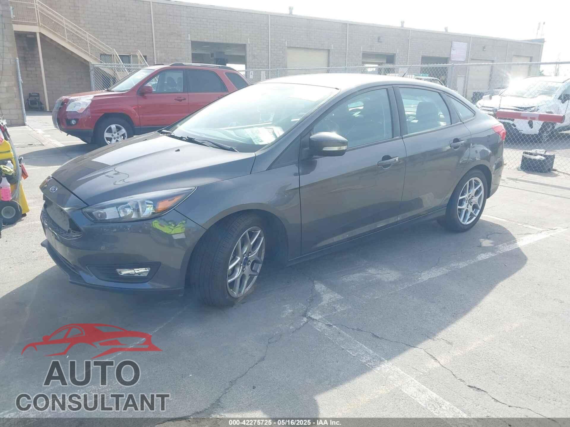 FORD FOCUS 2015 - 1FADP3F25FL348929