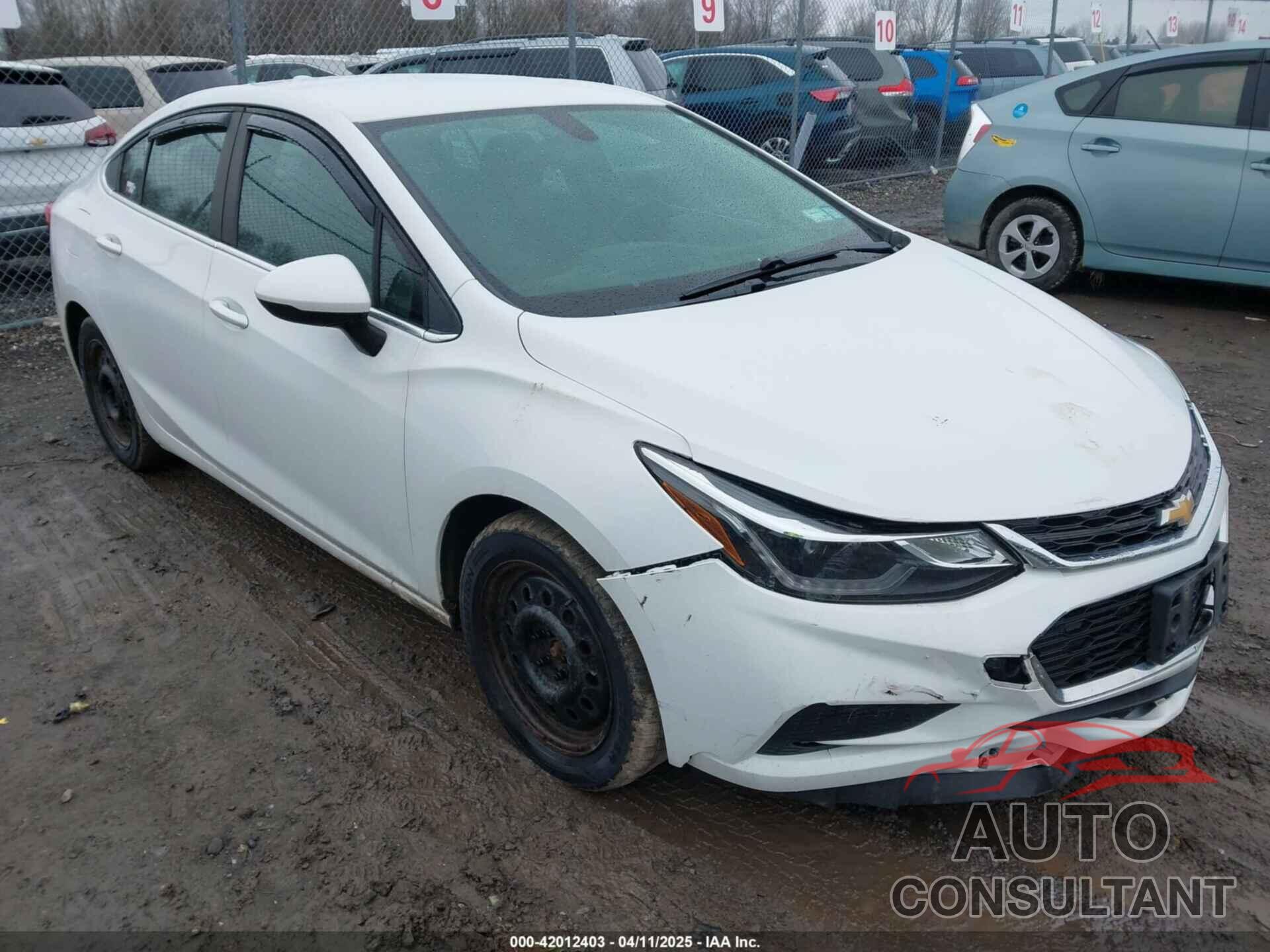 CHEVROLET CRUZE 2017 - 1G1BE5SM0H7100327