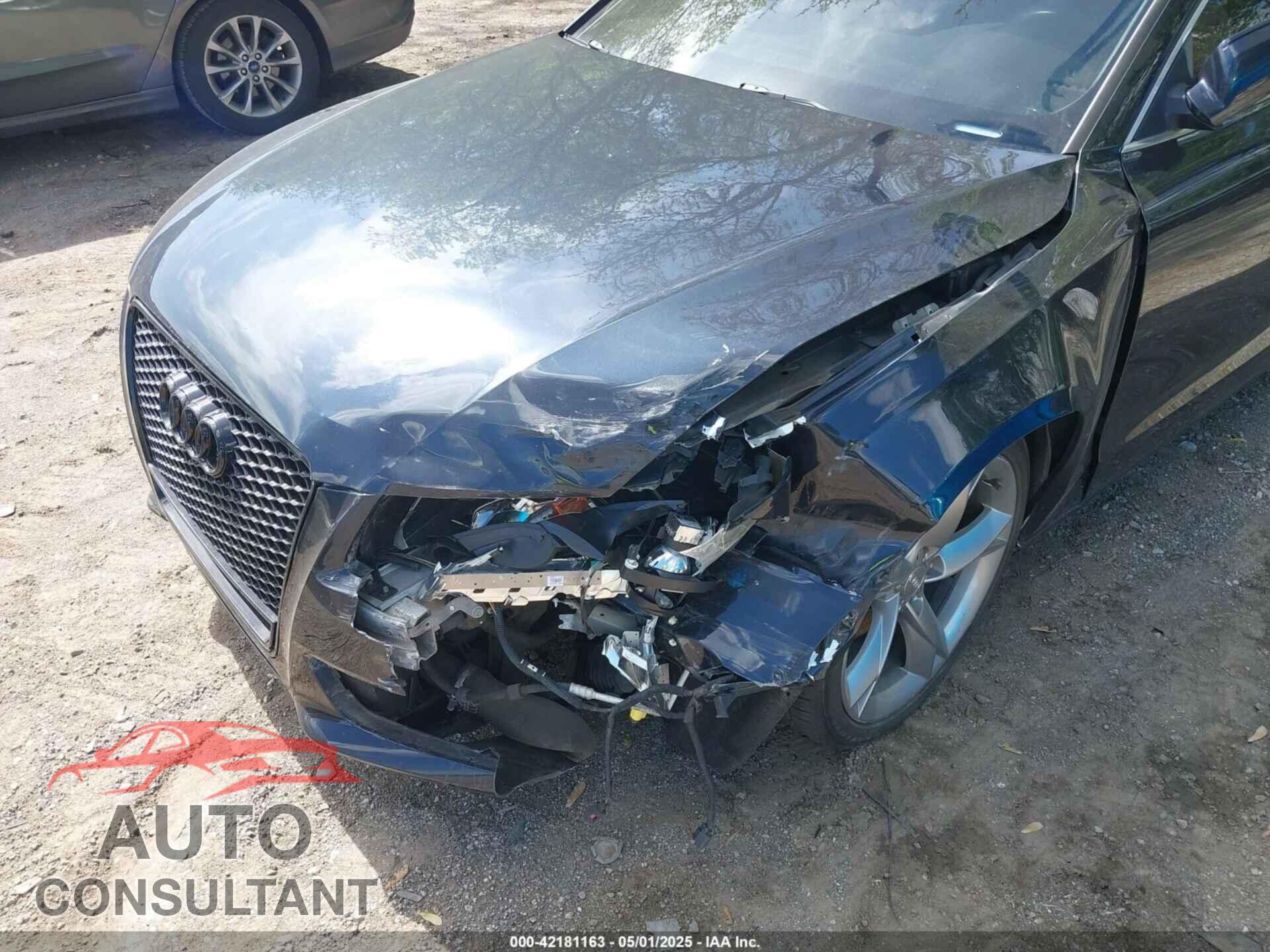 AUDI A5 2012 - WAULFAFR3CA028085
