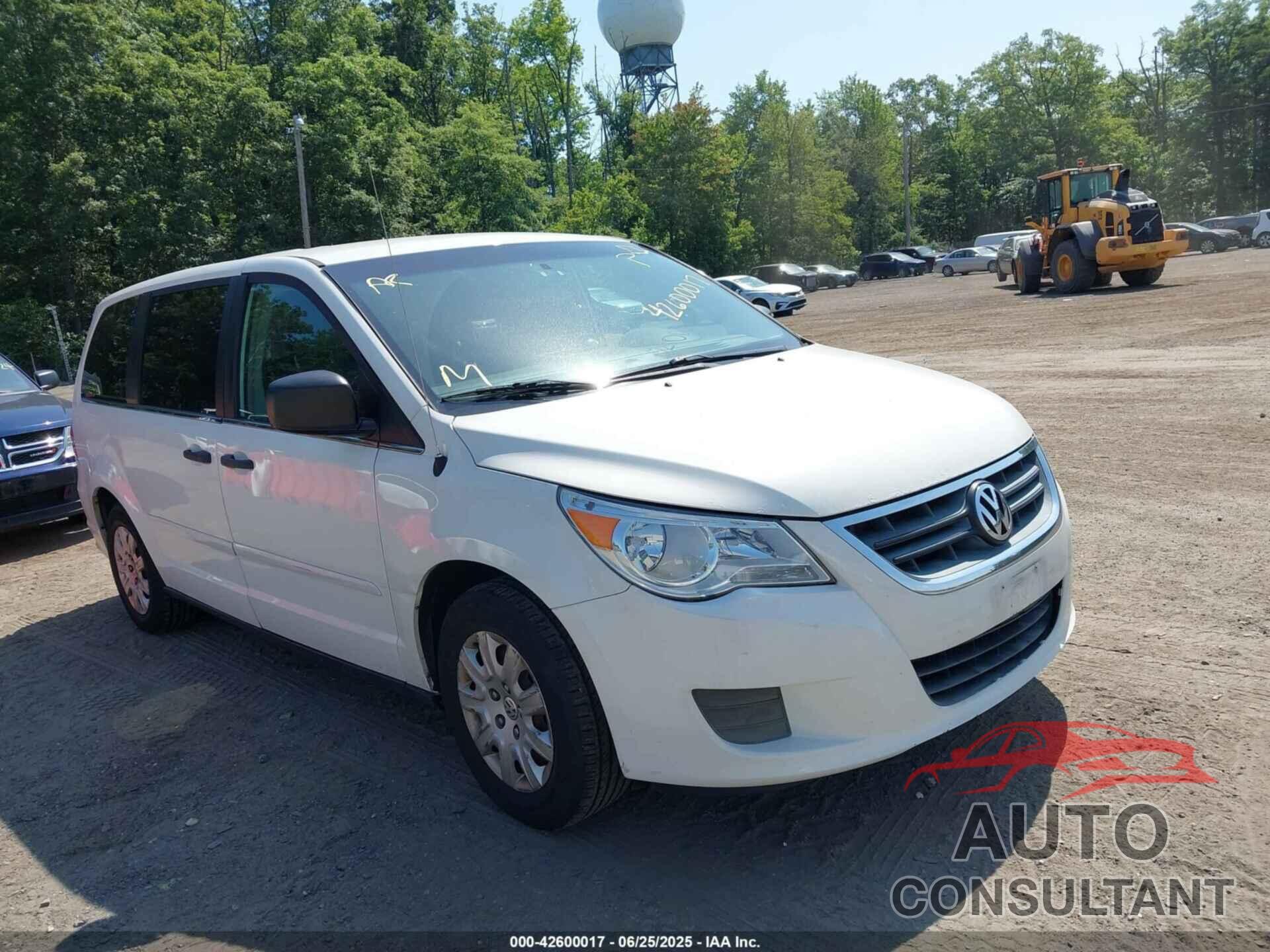 VOLKSWAGEN ROUTAN 2012 - 2C4RVAAG4CR293664