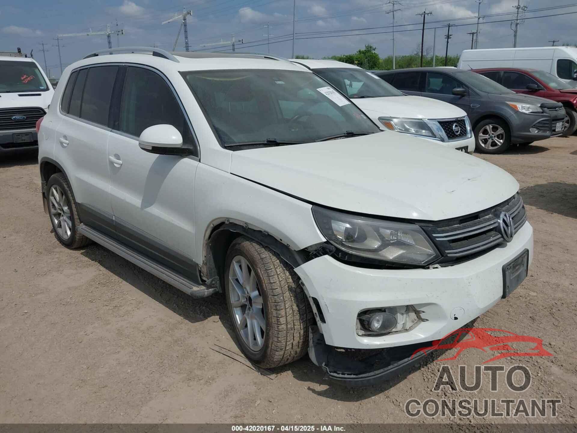 VOLKSWAGEN TIGUAN 2016 - WVGAV7AX8GW518340