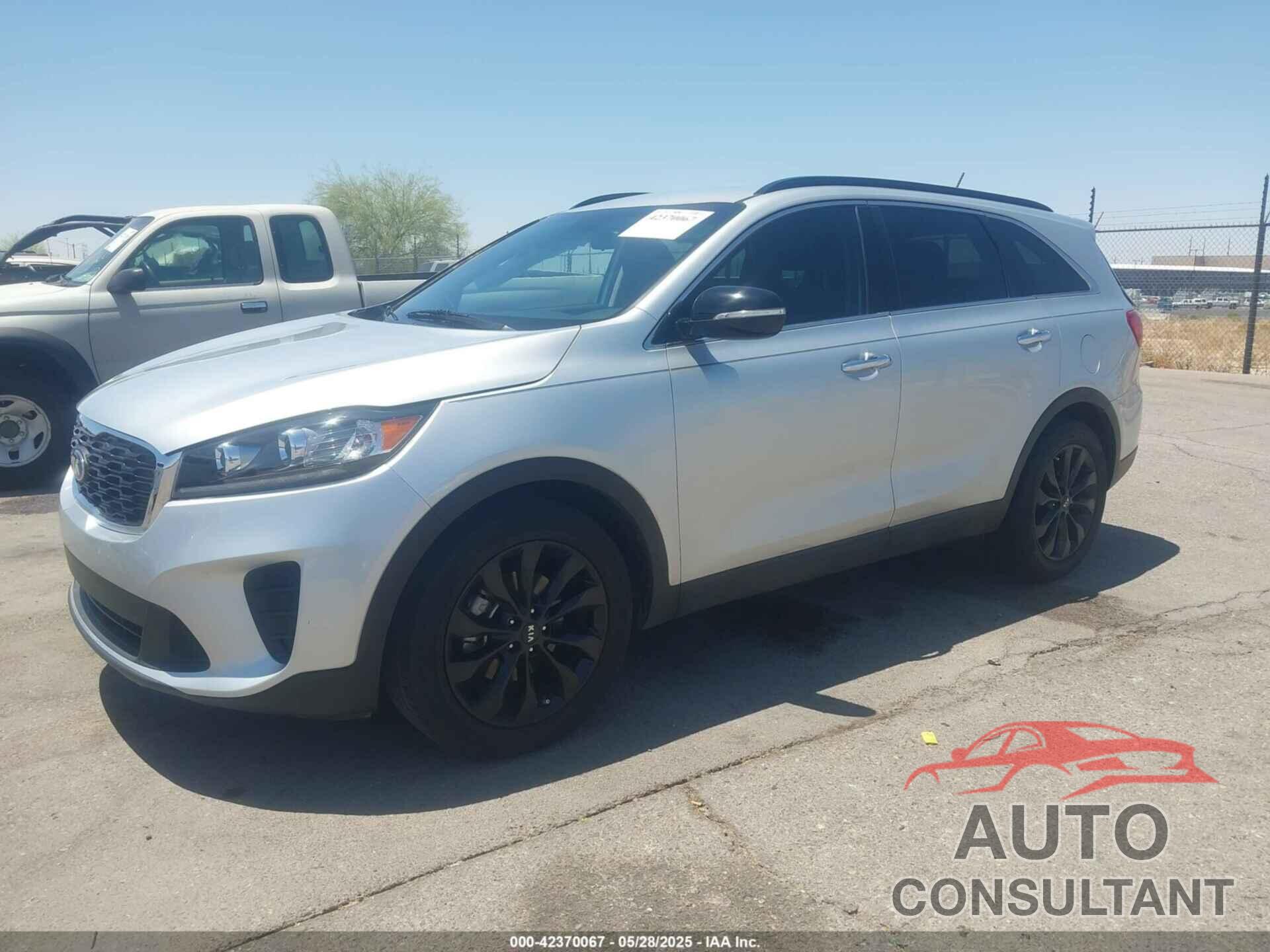 KIA SORENTO 2019 - 5XYPG4A58KG597729