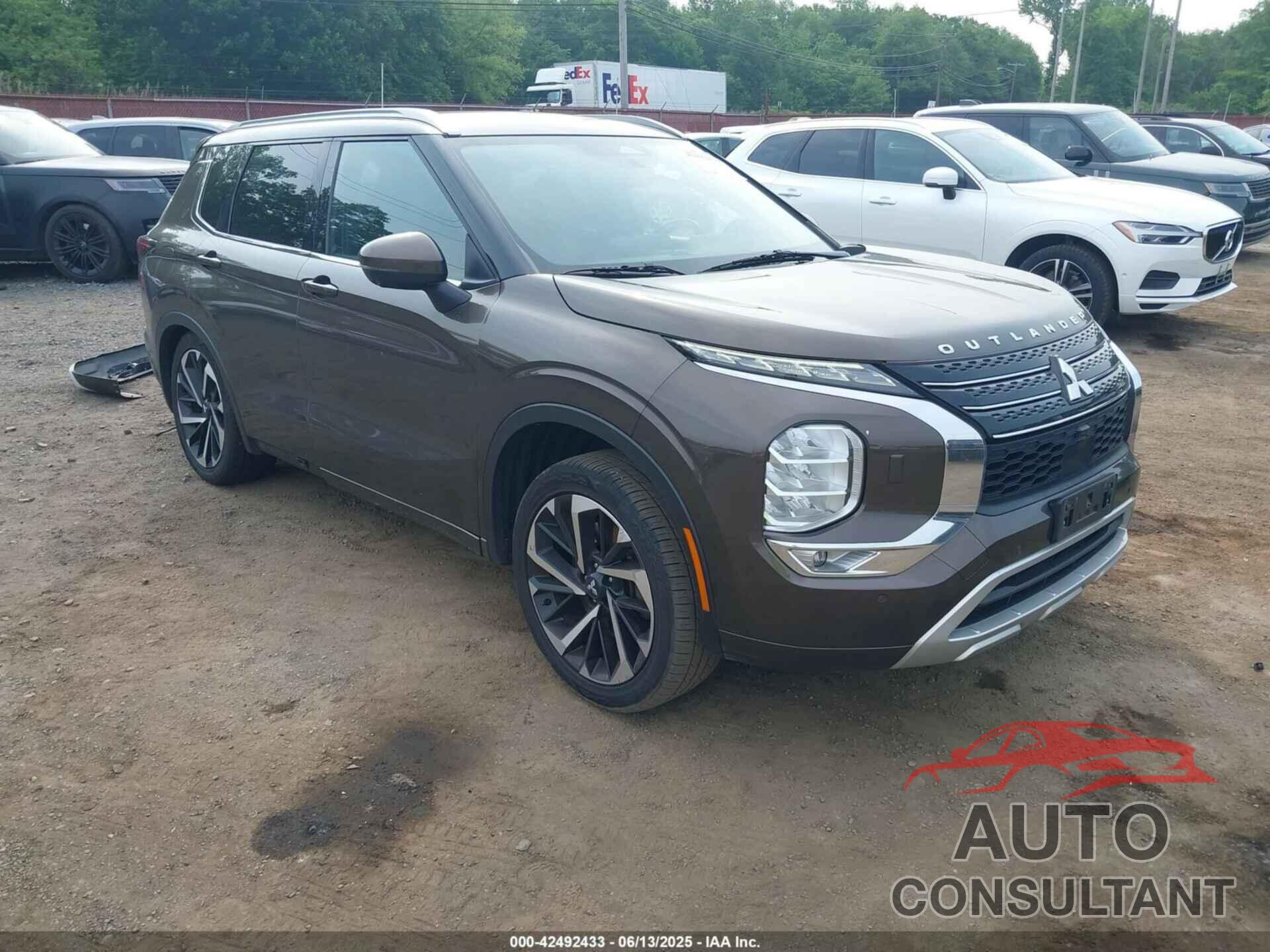MITSUBISHI OUTLANDER 2022 - JA4J4VA82NZ060174