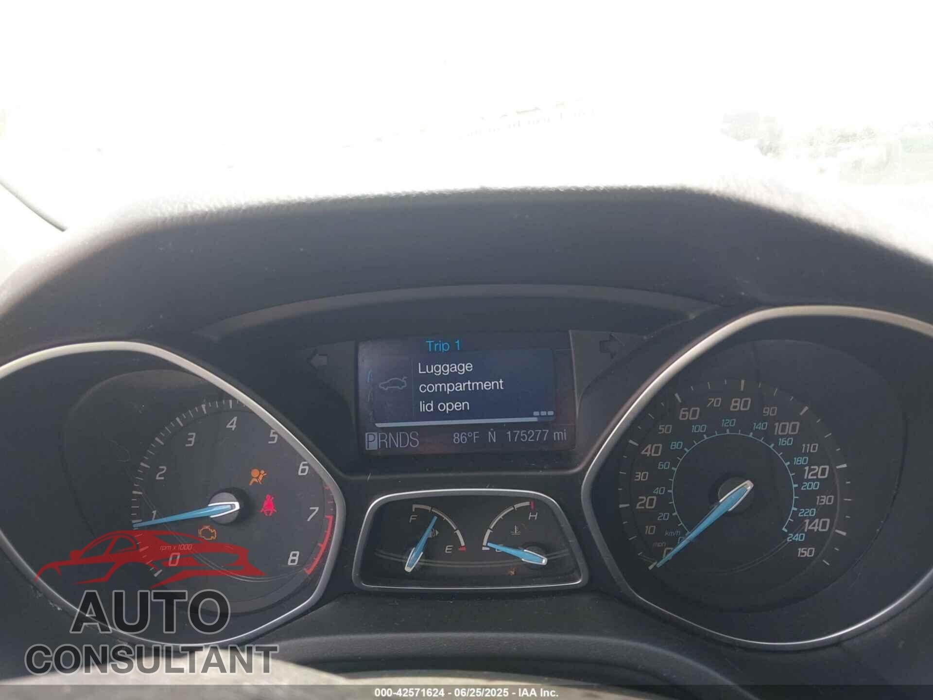 FORD FOCUS 2012 - 1FAHP3M20CL395575