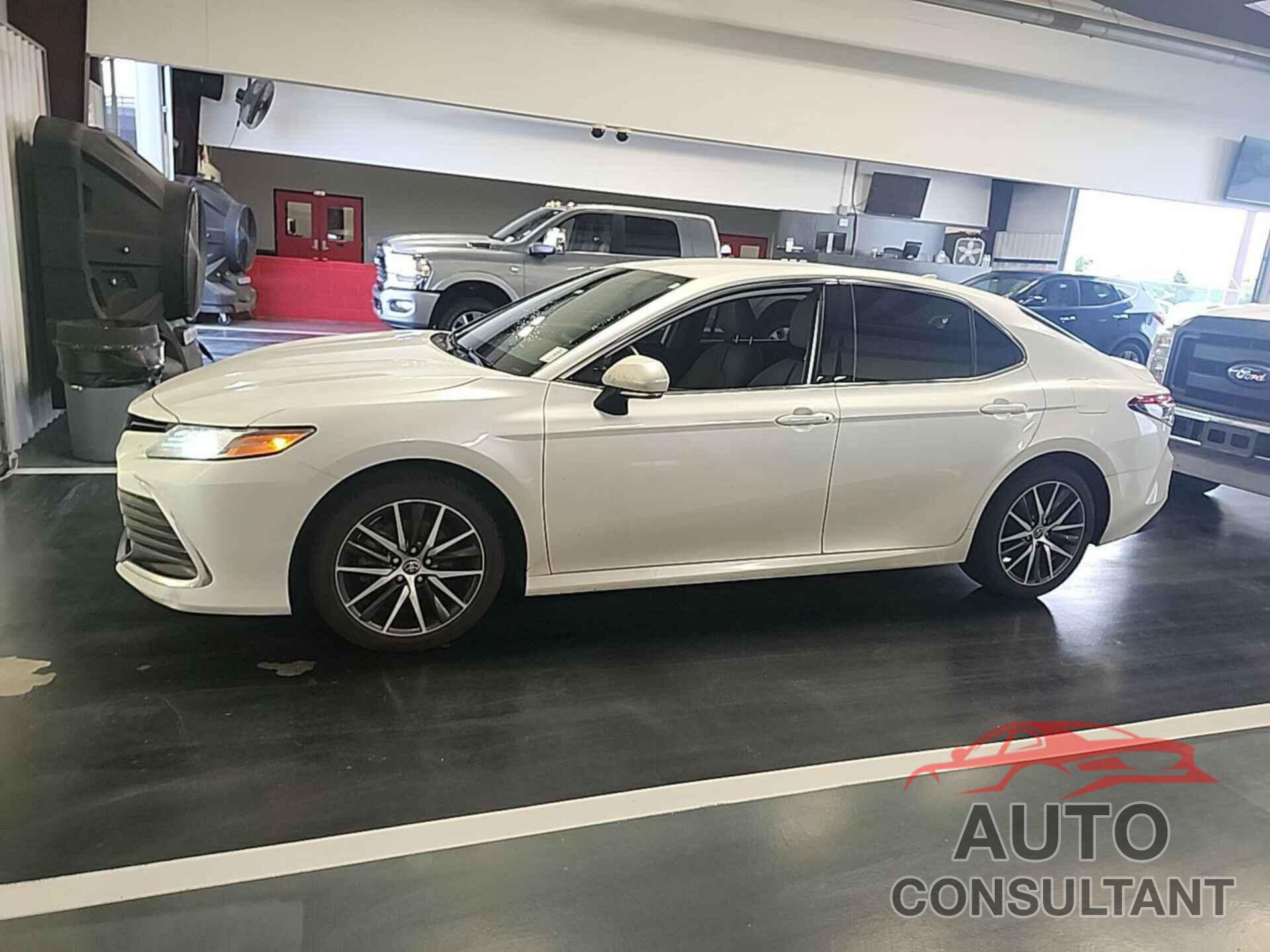 TOYOTA CAMRY 2023 - 4T1F31AK9PU603888
