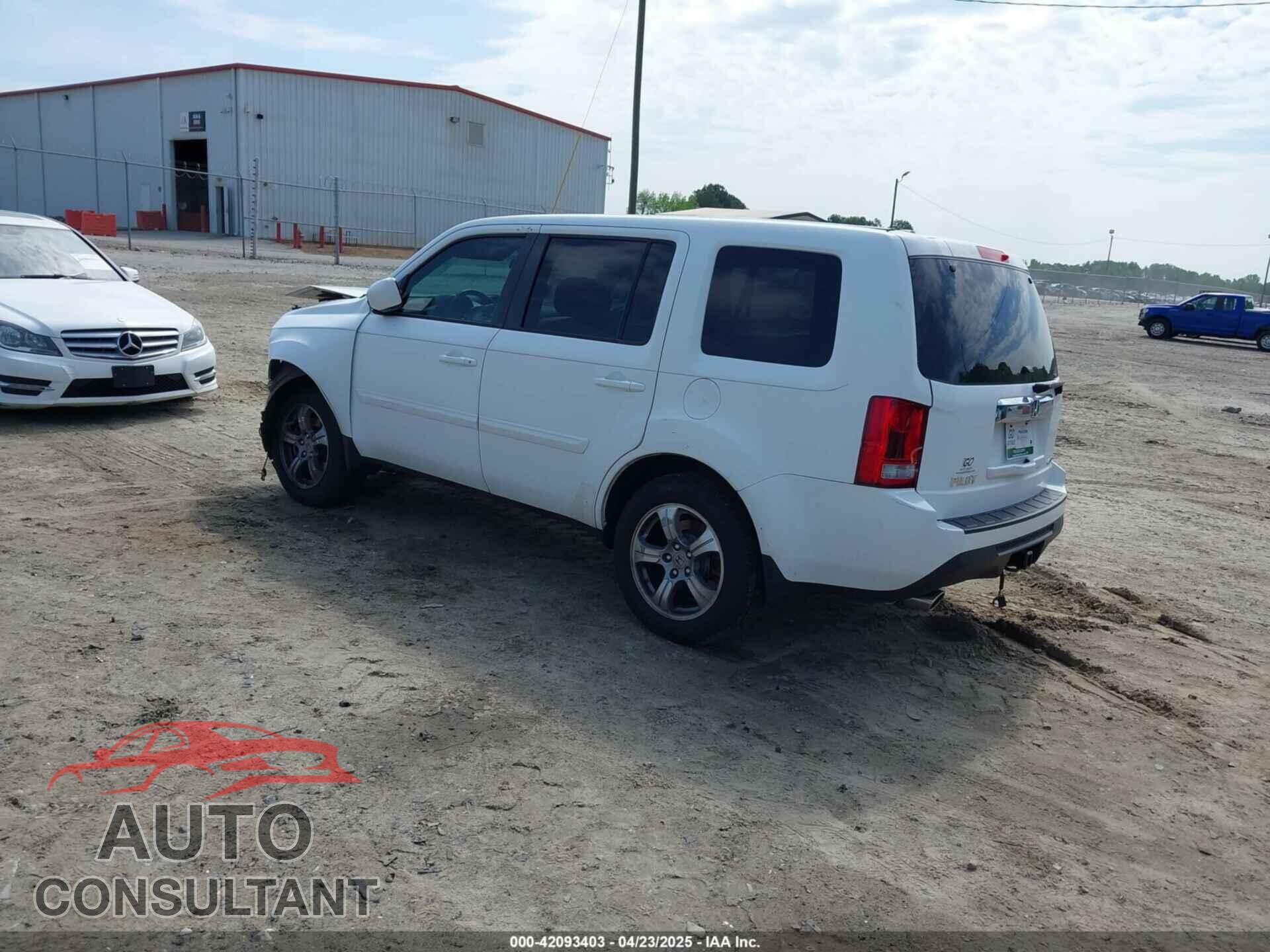 HONDA PILOT 2013 - 5FNYF4H68DB003379
