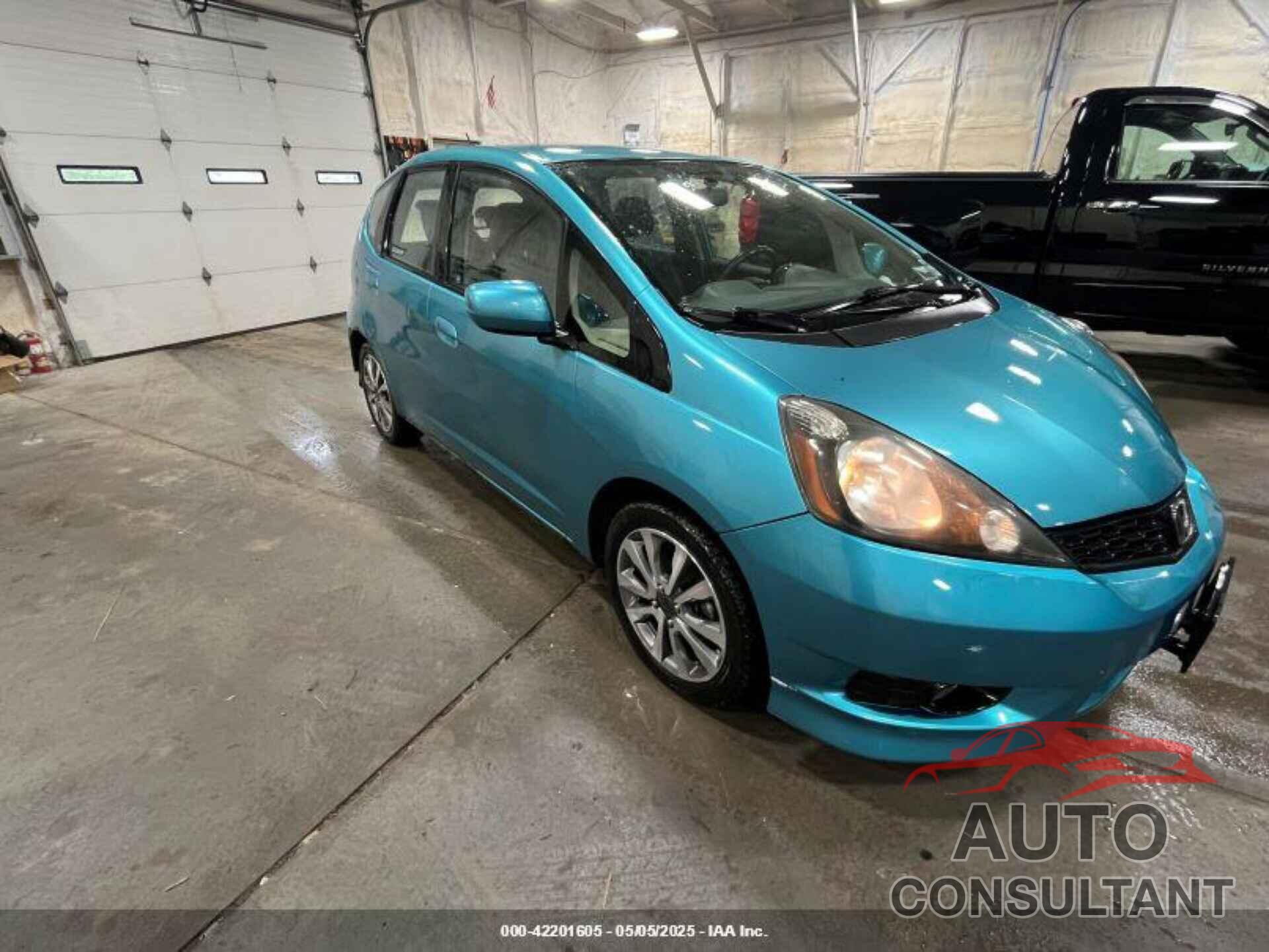 HONDA FIT 2013 - JHMGE8H58DC044846