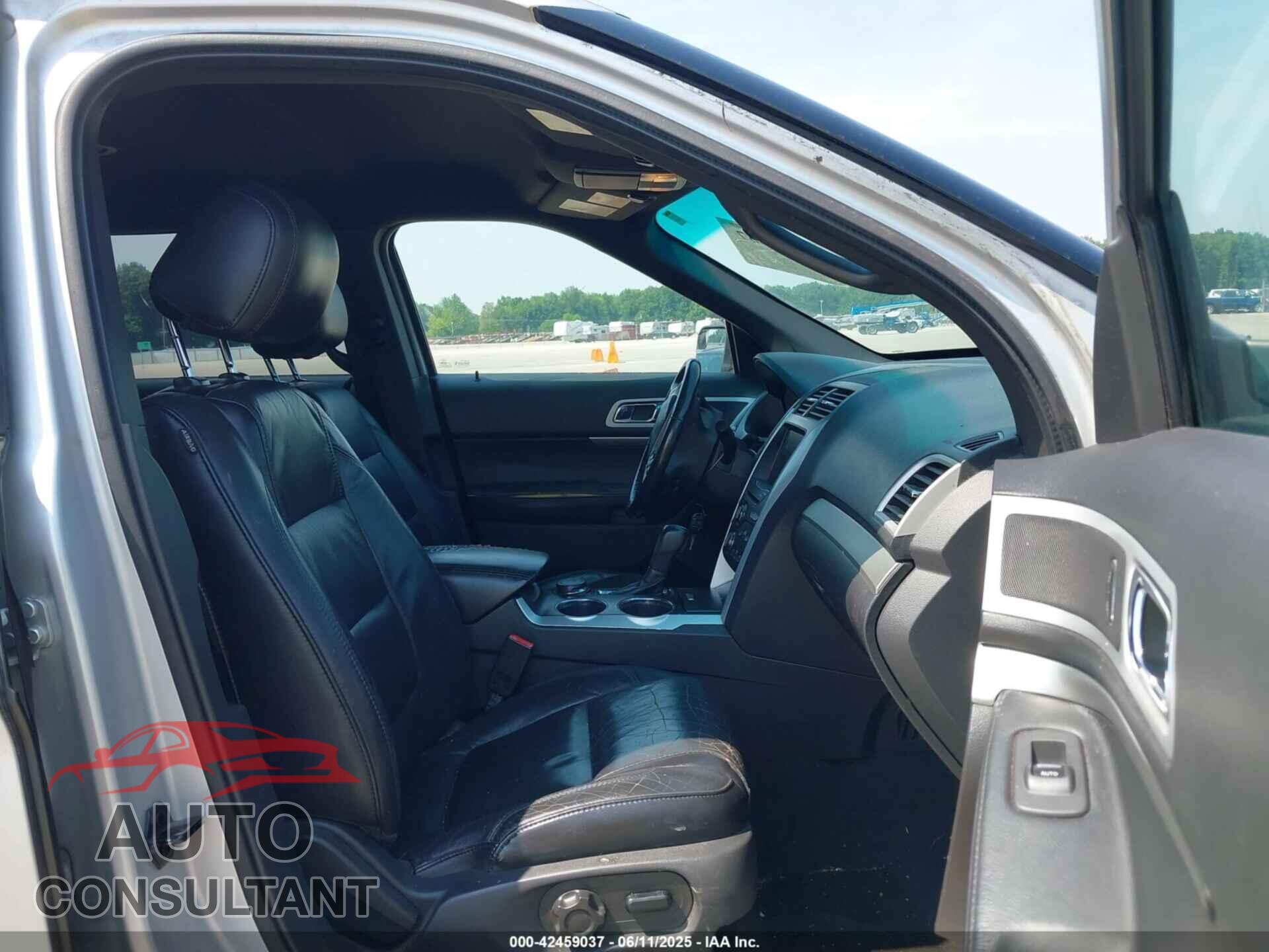 FORD EXPLORER 2013 - 1FM5K8D81DGA21978