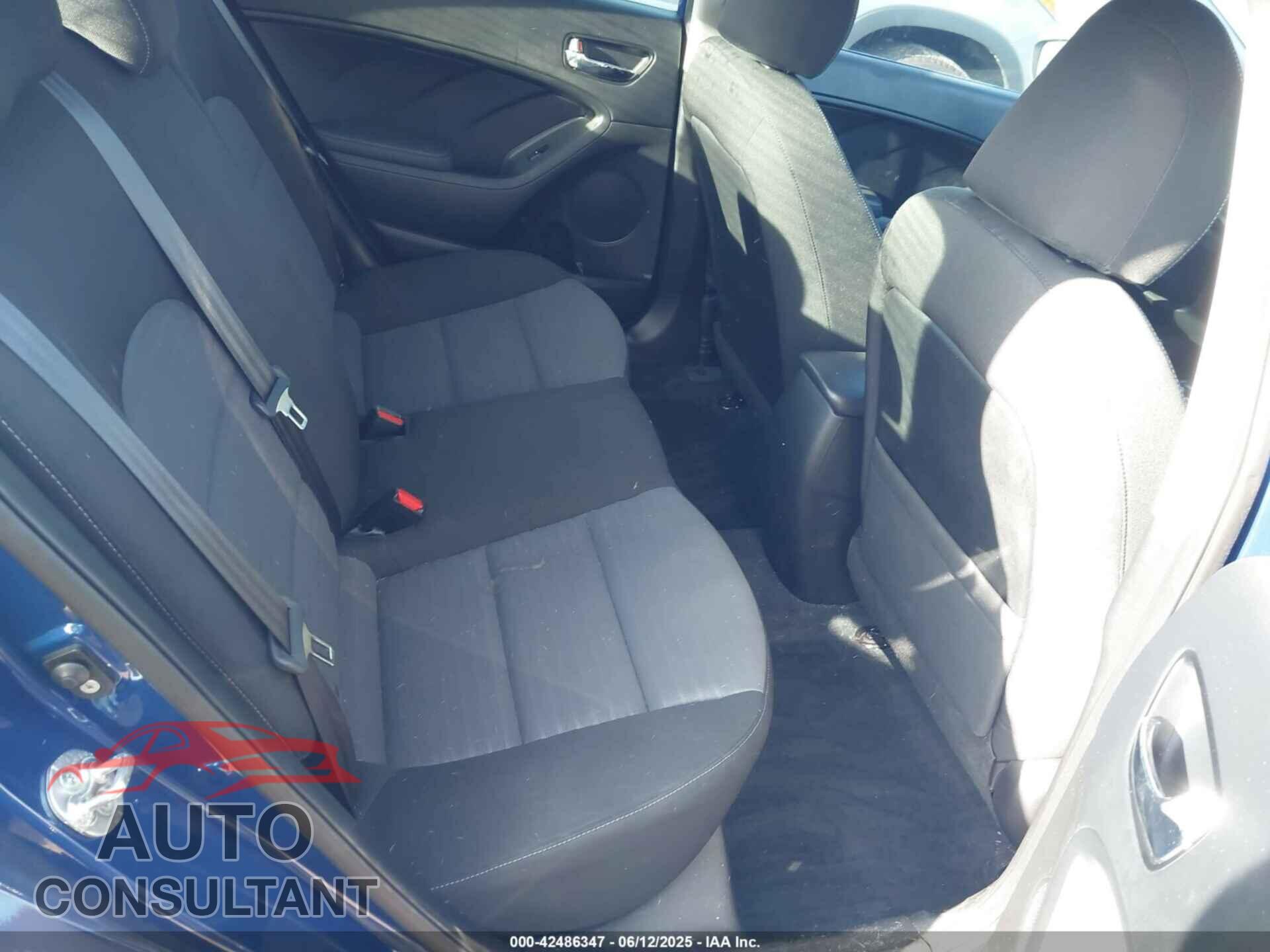 KIA FORTE 2017 - 3KPFL4A71HE129047