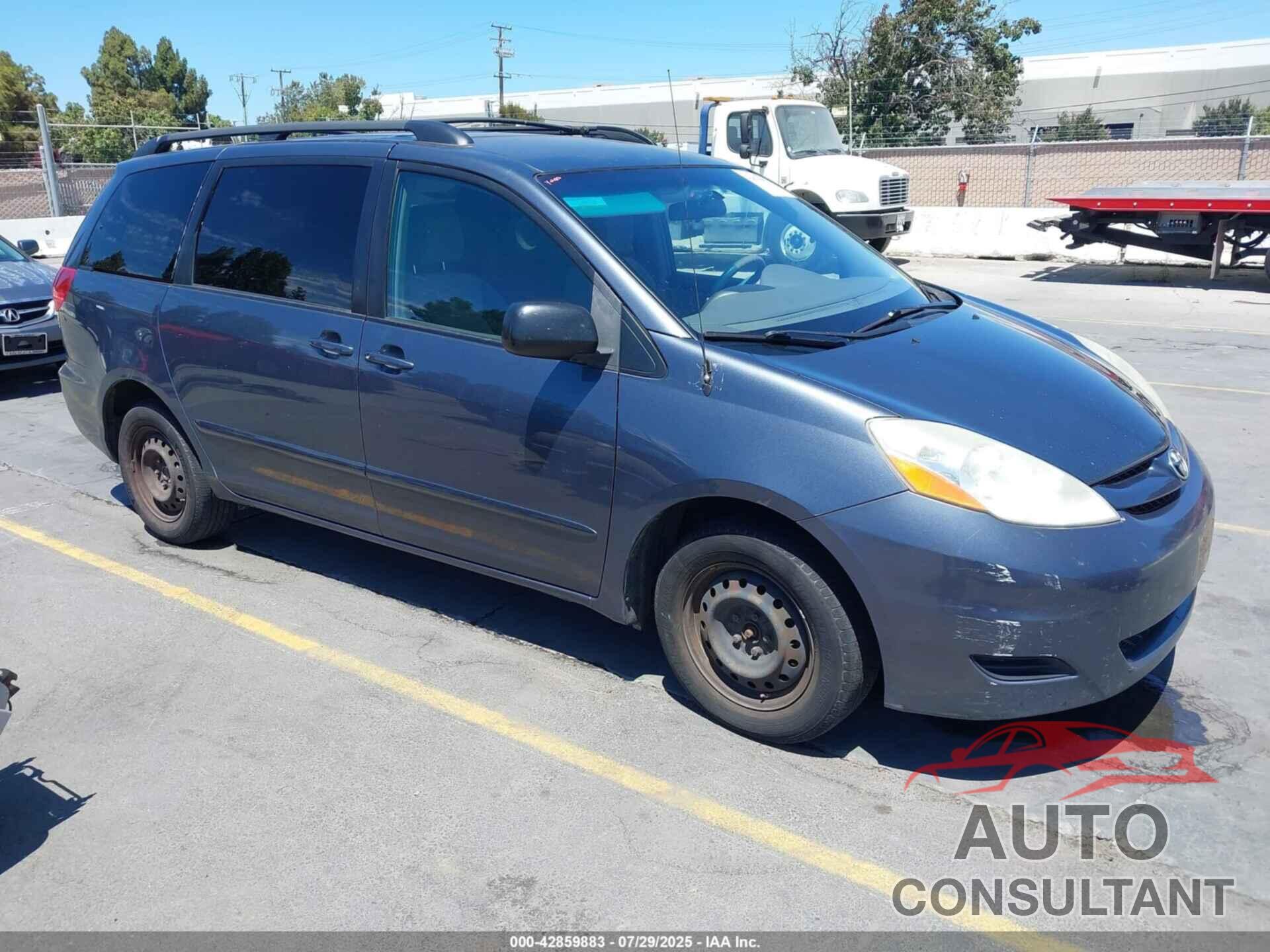 TOYOTA SIENNA 2010 - 5TDKK4CC9AS316561