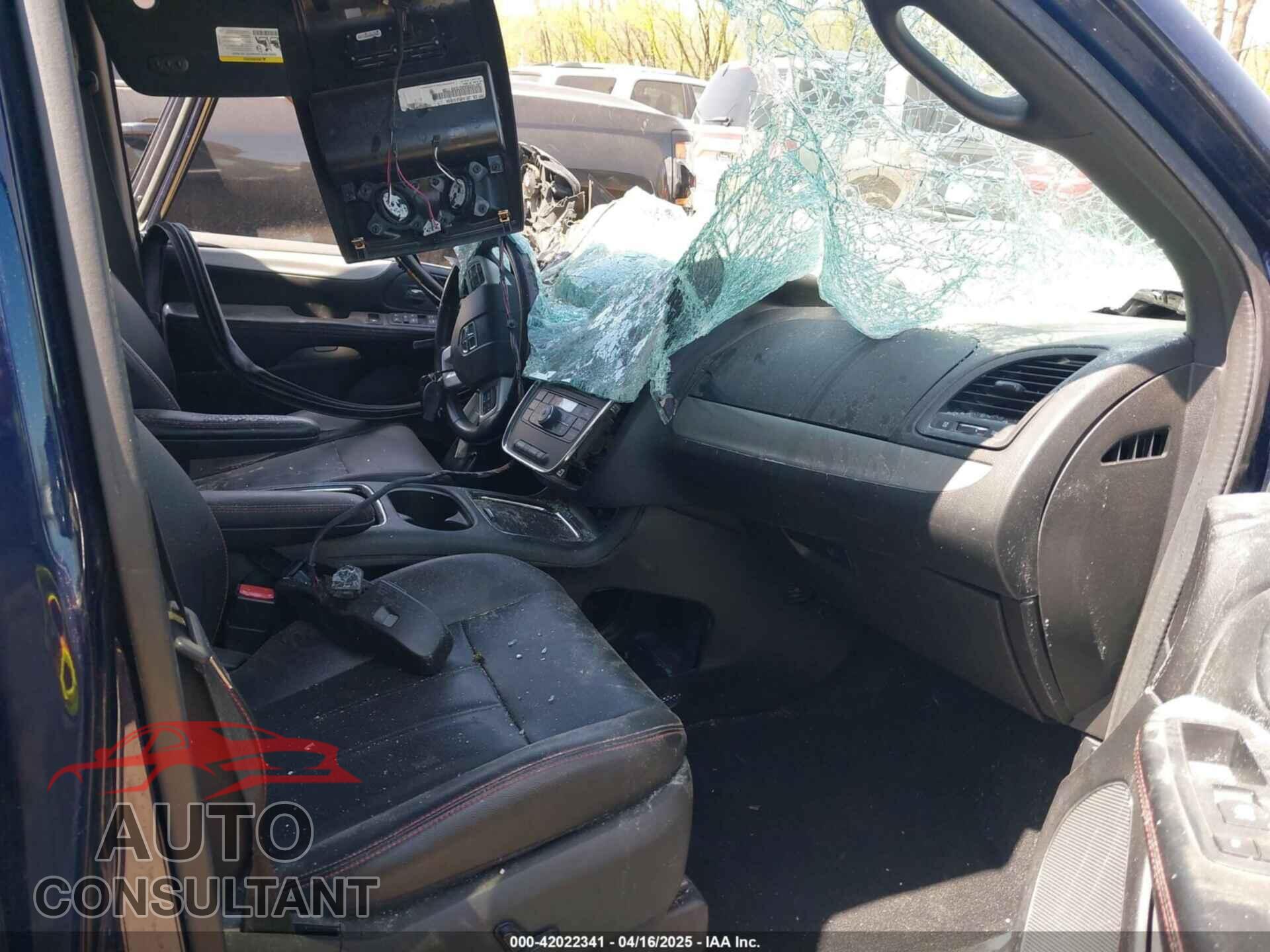 DODGE GRAND CARAVAN 2017 - 2C4RDGEG1HR697321