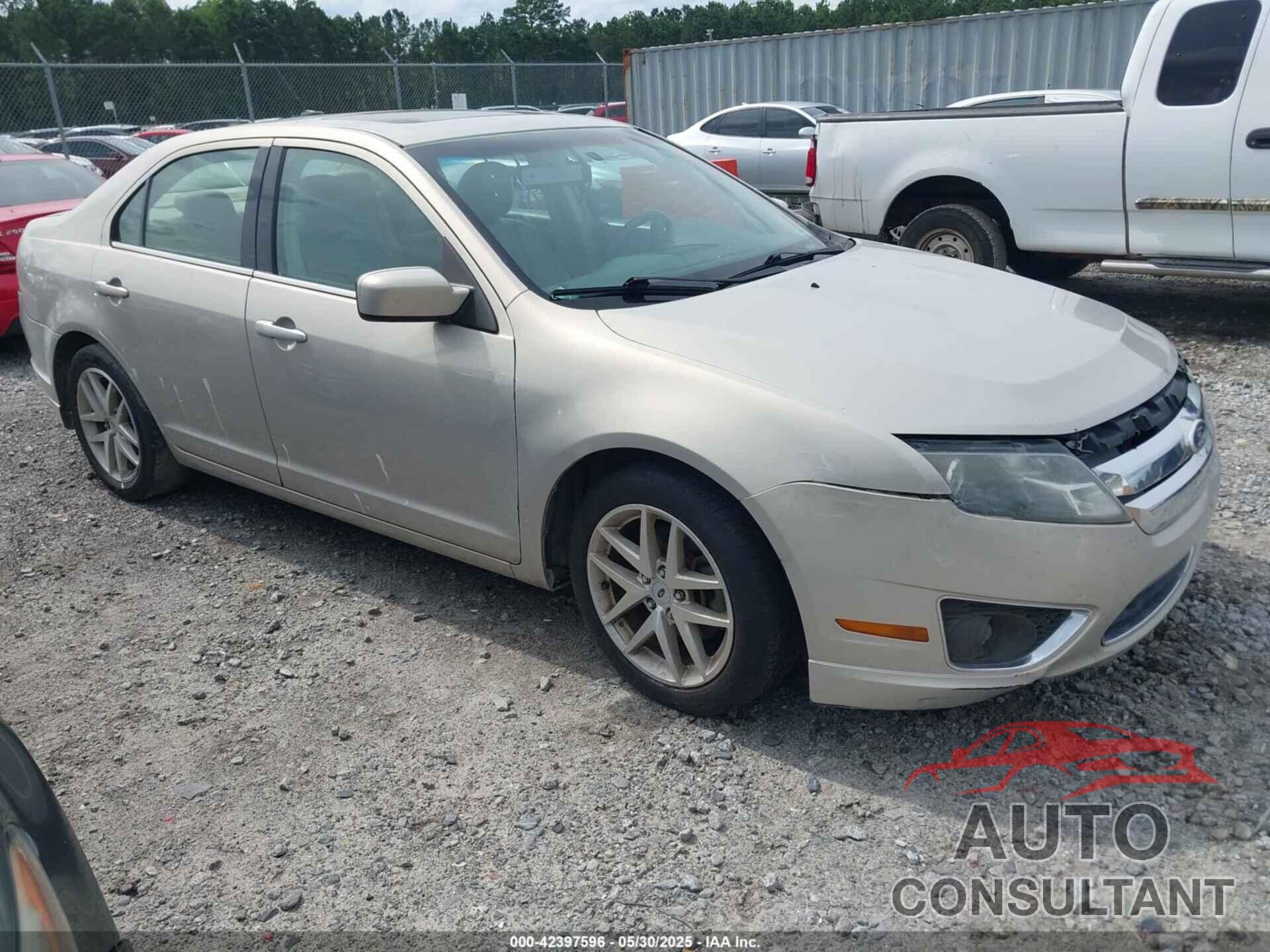 FORD FUSION 2010 - 3FAHP0JGXAR323618