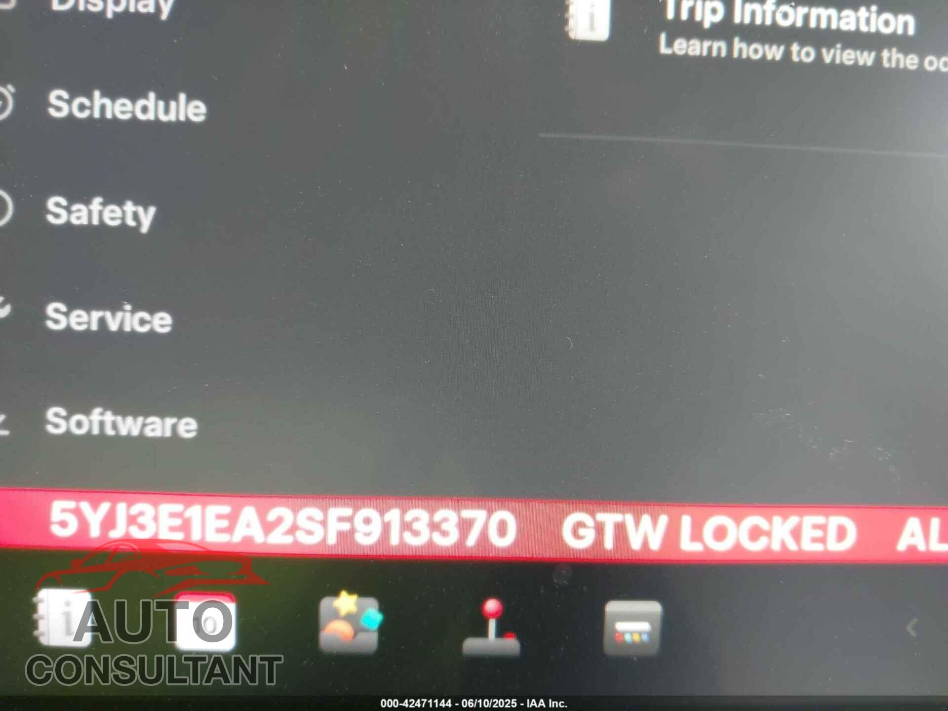 TESLA MODEL 3 2025 - 5YJ3E1EA2SF913370