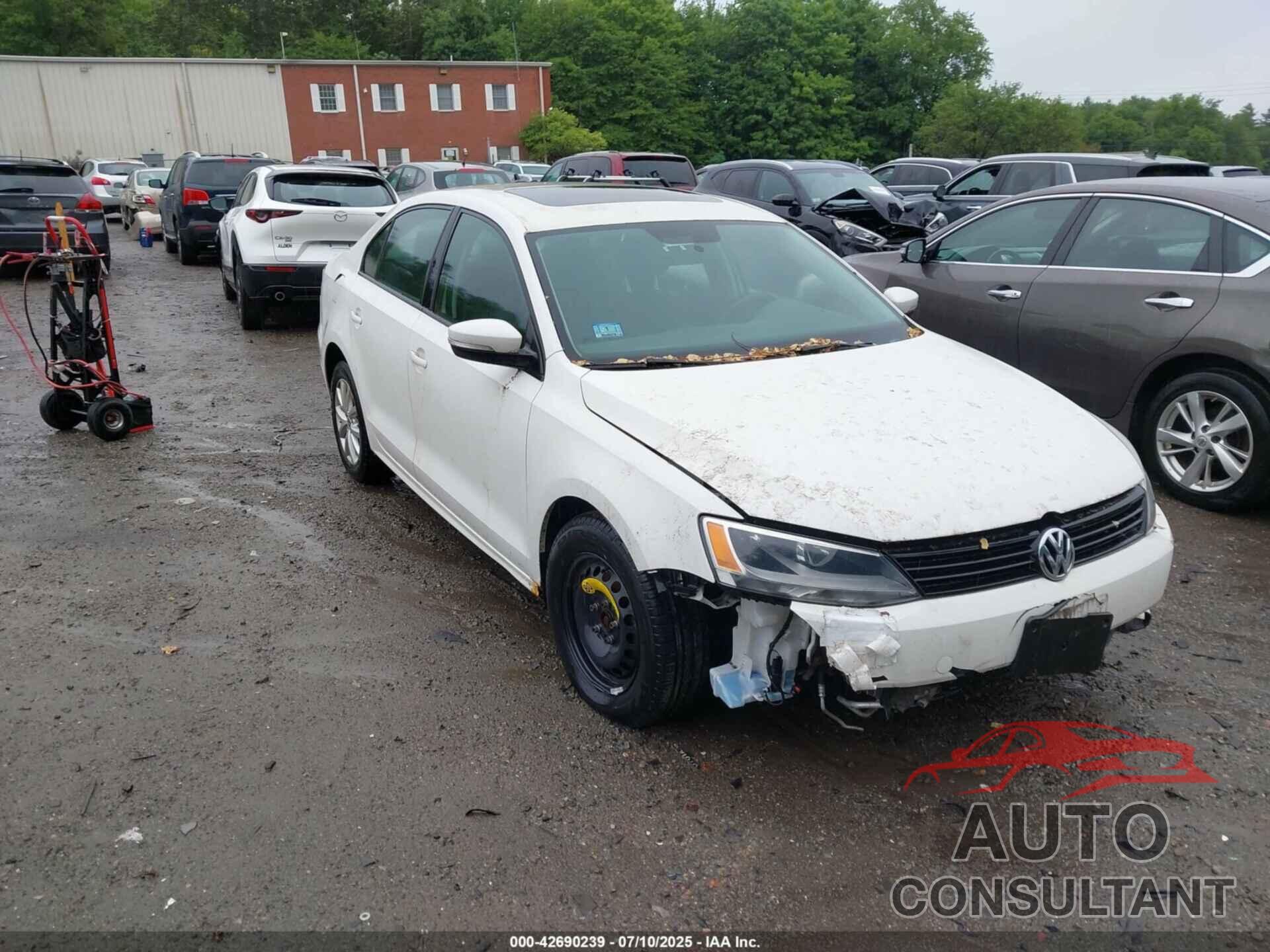 VOLKSWAGEN JETTA 2012 - 3VWDP7AJ9CM393198