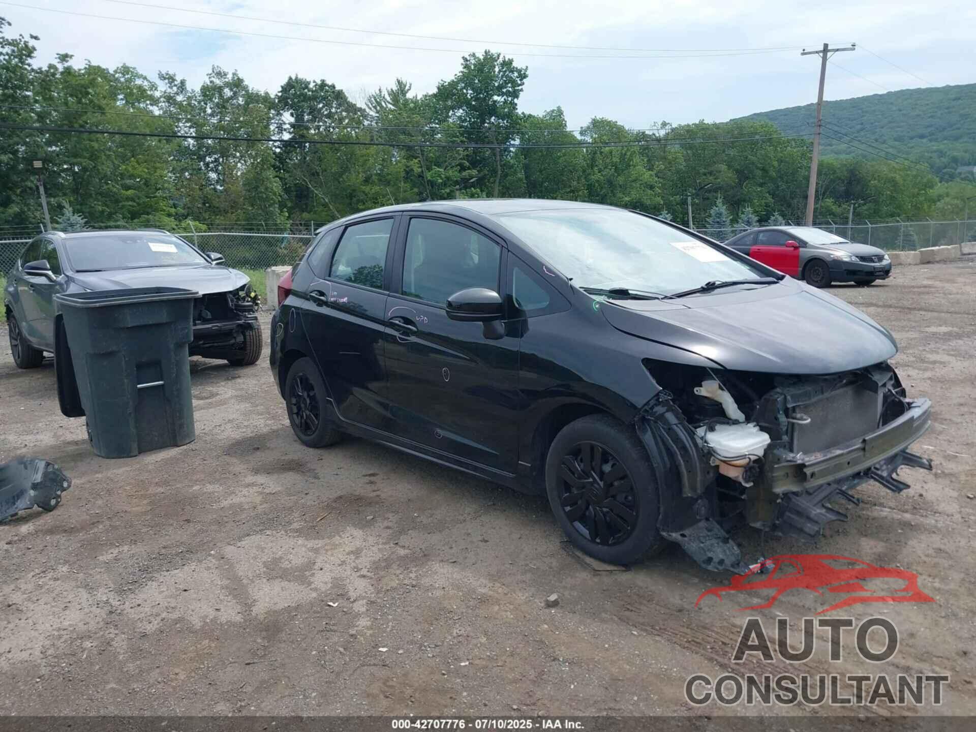 HONDA FIT 2018 - 3HGGK5H65JM728380