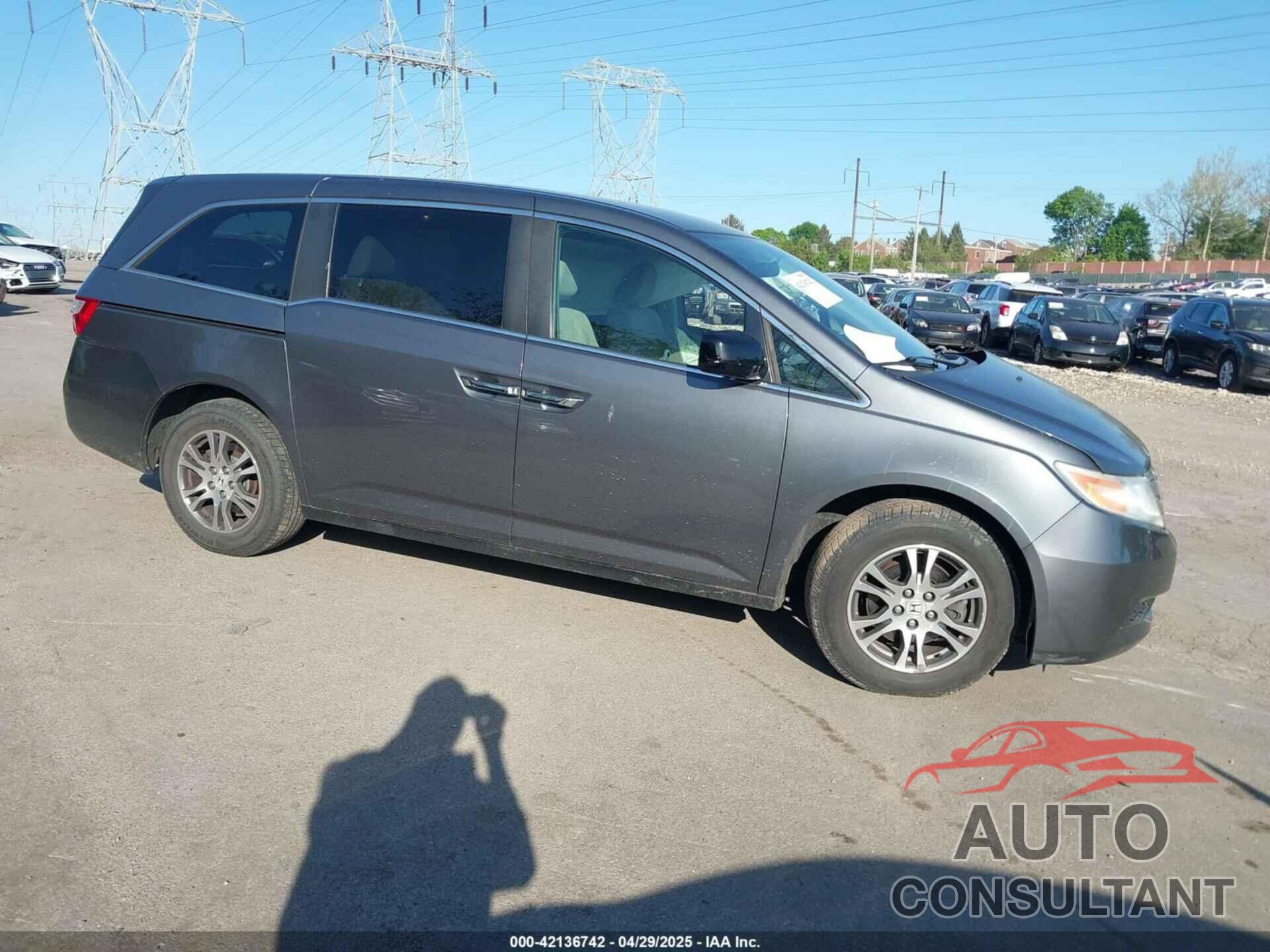 HONDA ODYSSEY 2013 - 5FNRL5H41DB051355