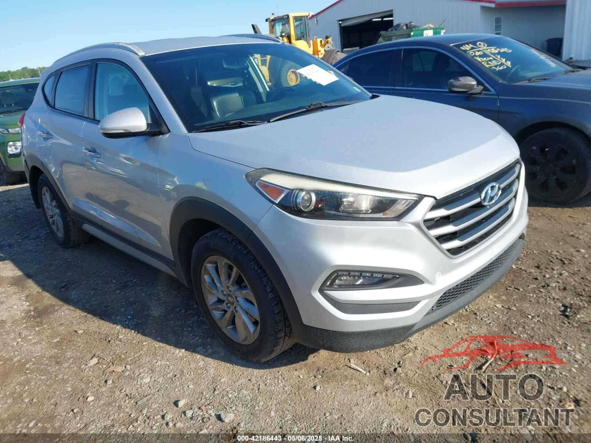 HYUNDAI TUCSON 2017 - KM8J33A40HU535165