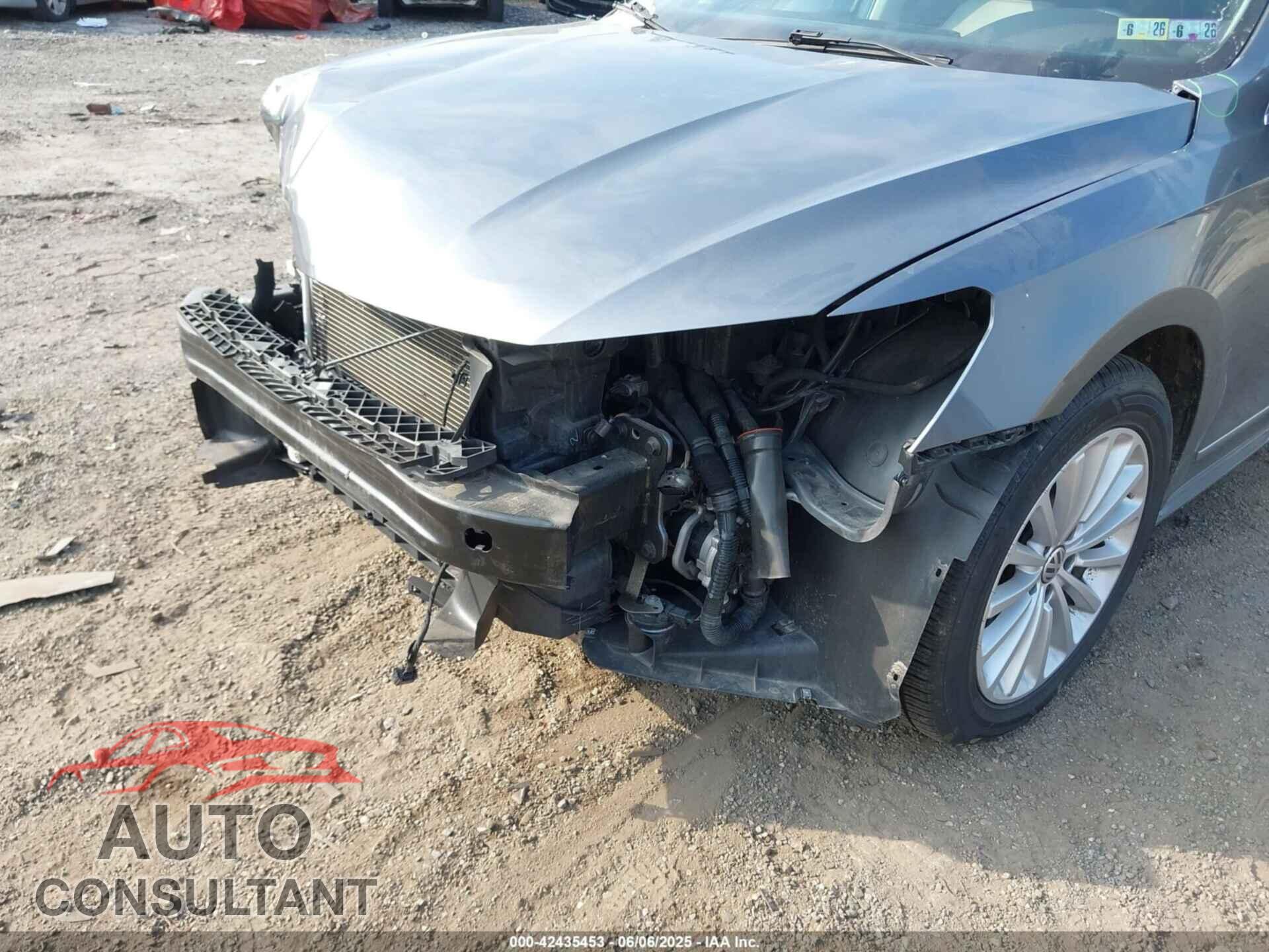 VOLKSWAGEN PASSAT 2017 - 1VWBT7A35HC063362