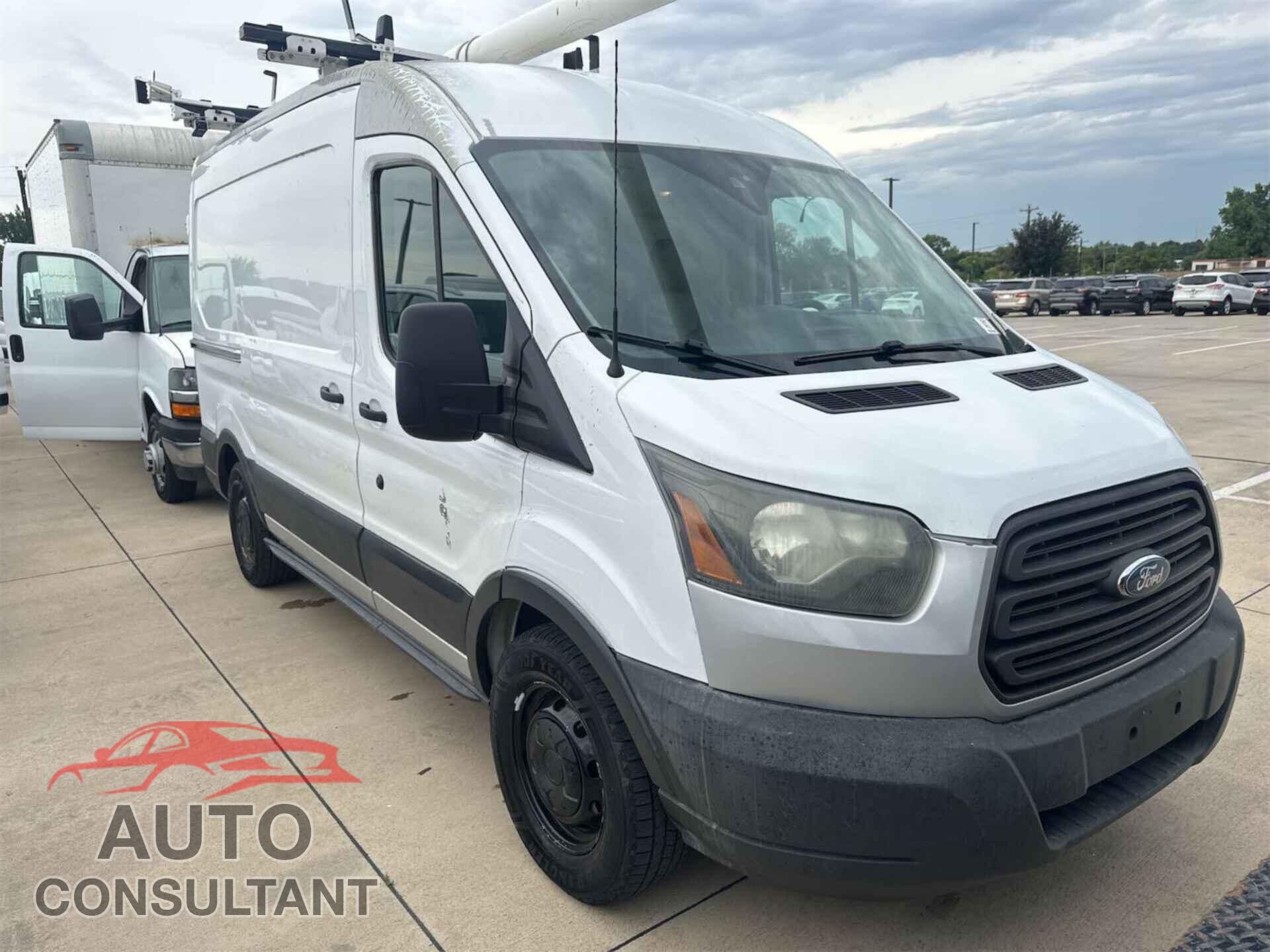FORD TRANSIT-150 2015 - 1FTNE1CM5FKA14372