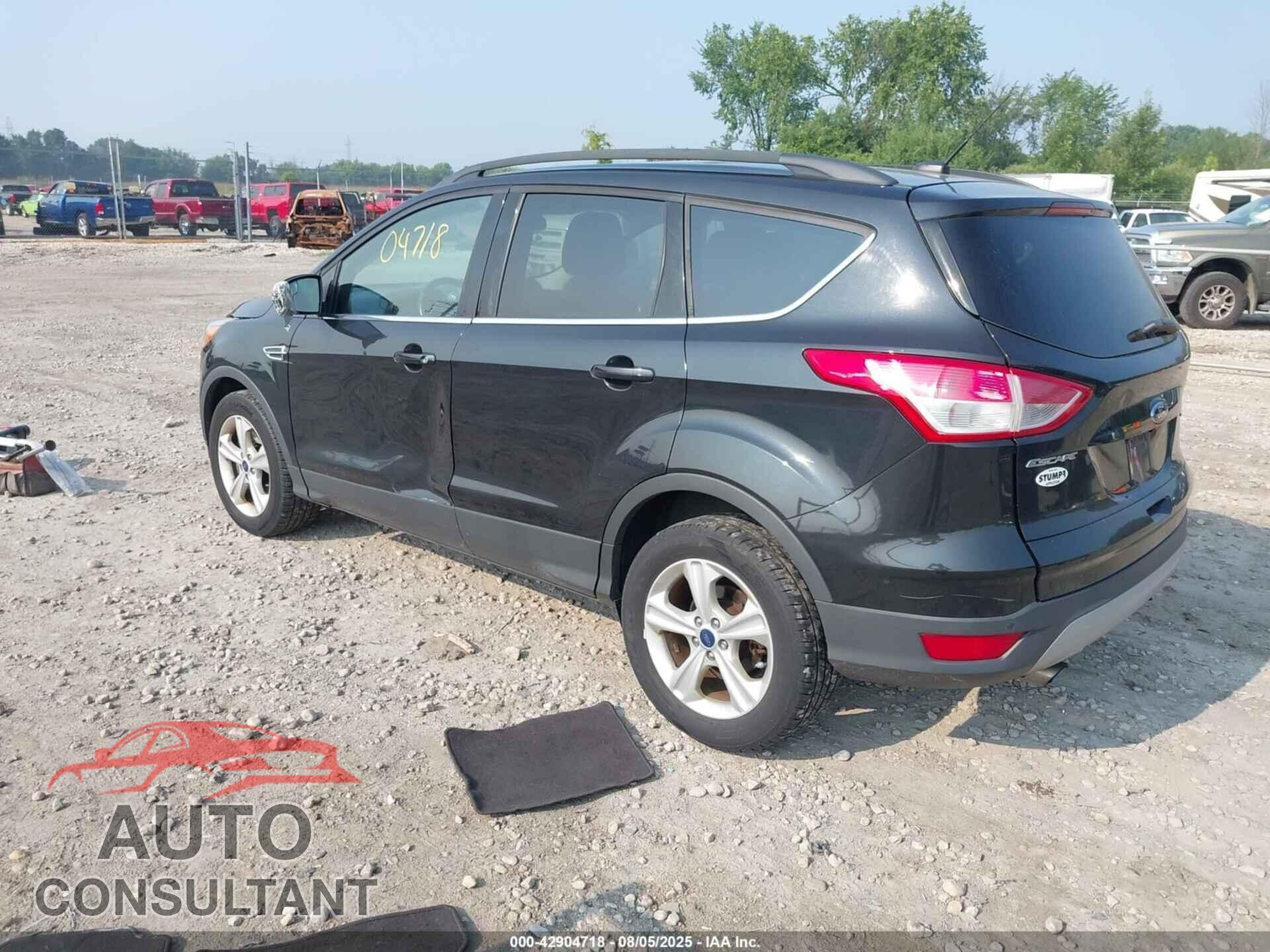 FORD ESCAPE 2015 - 1FMCU9GX0FUC75583