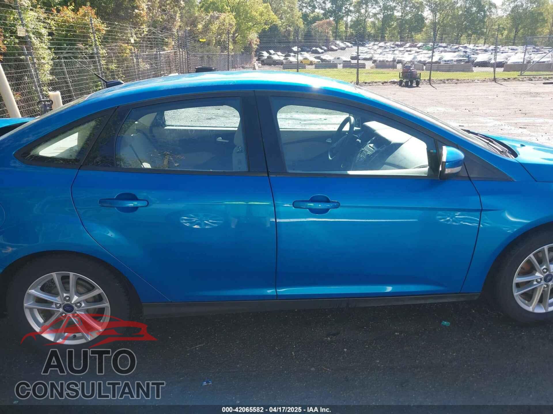 FORD FOCUS 2016 - 1FADP3F22GL279652