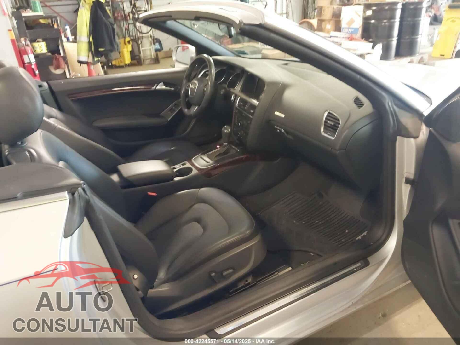 AUDI A5 2011 - WAUCFAFH9BN010978