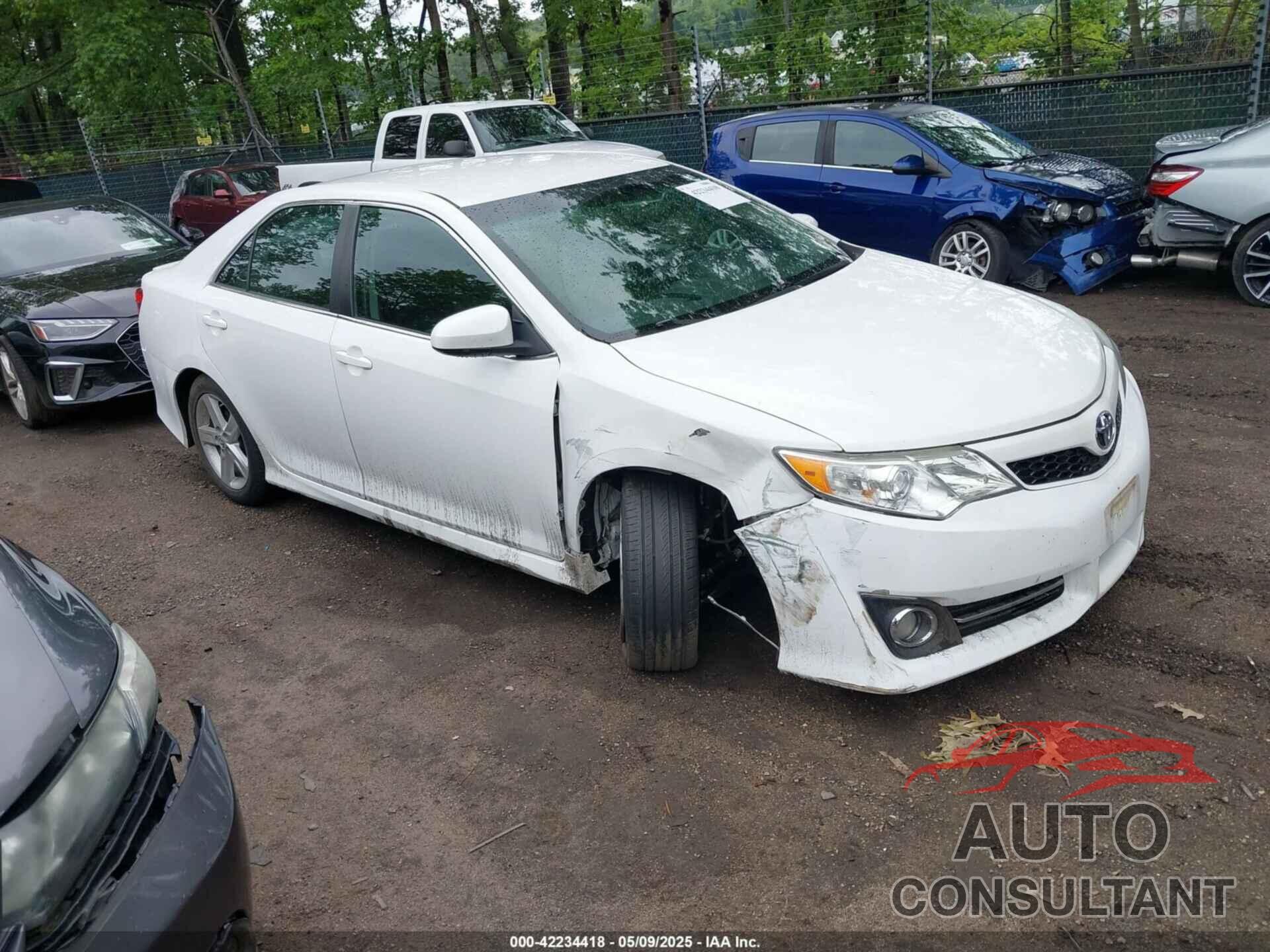 TOYOTA CAMRY 2014 - 4T1BF1FKXEU468366