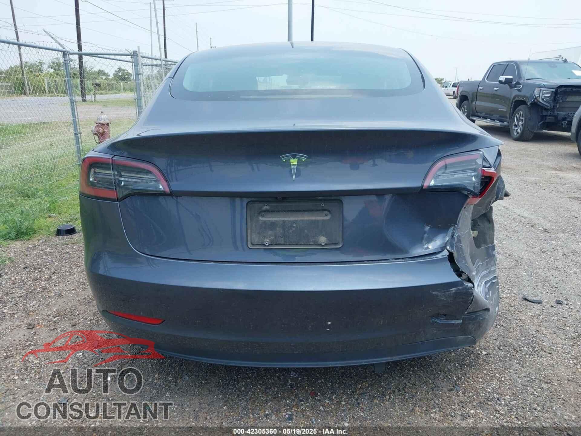 TESLA MODEL 3 2023 - 5YJ3E1EA7PF409243
