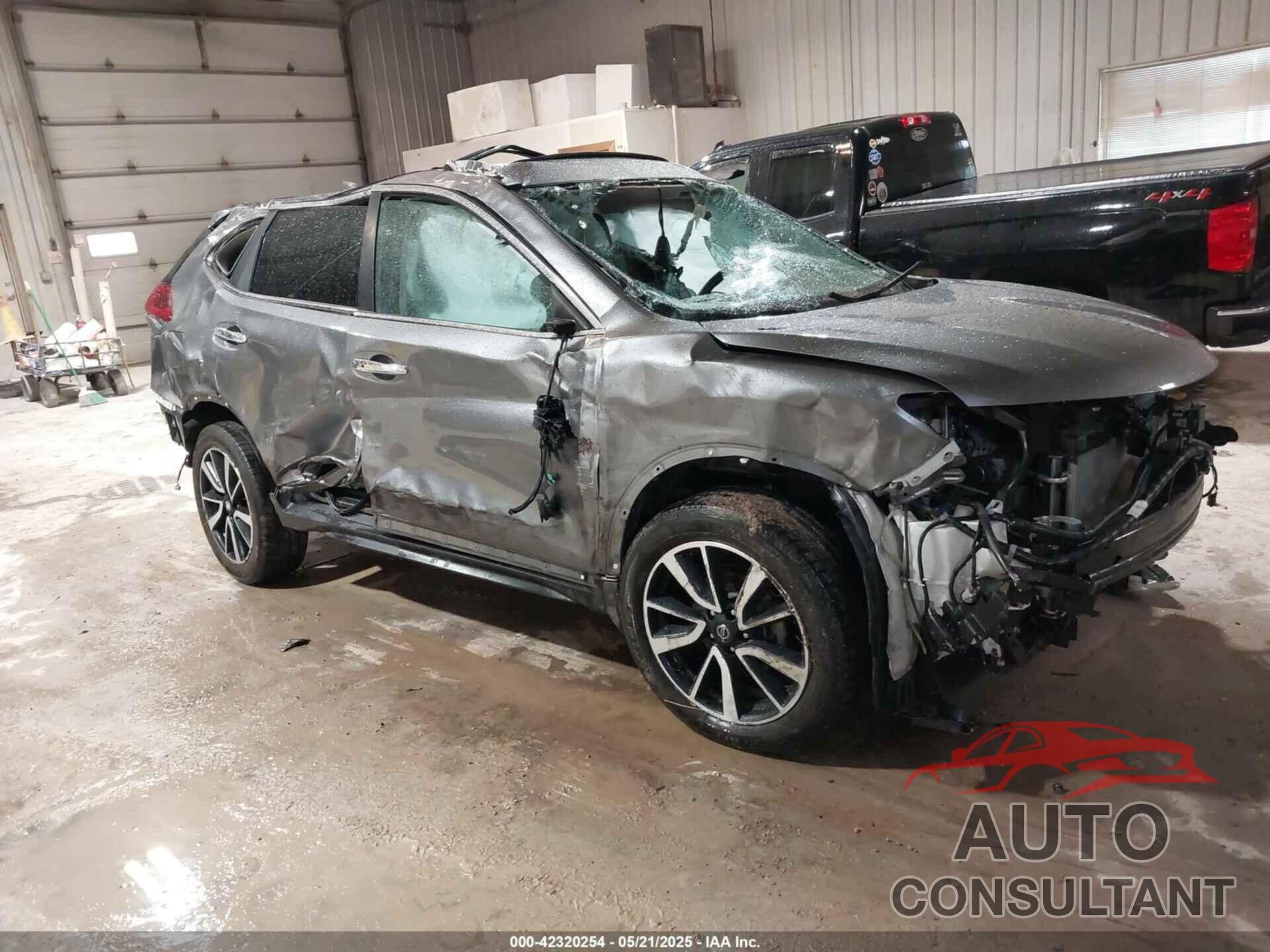 NISSAN ROGUE 2020 - 5N1AT2MV7LC798394