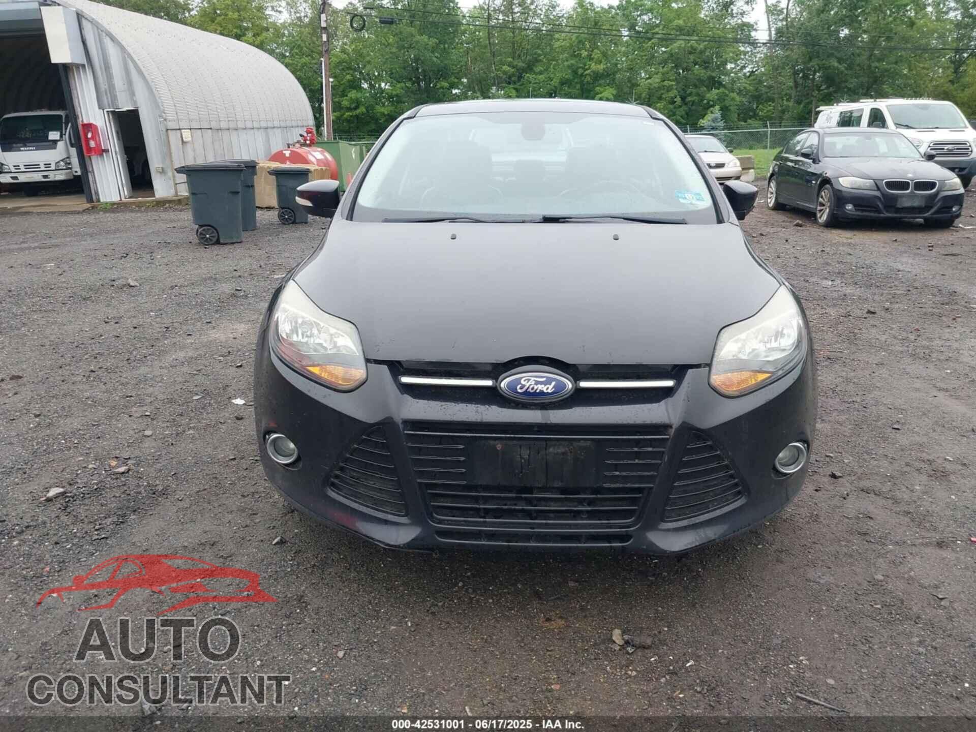 FORD FOCUS 2012 - 1FAHP3J29CL384353