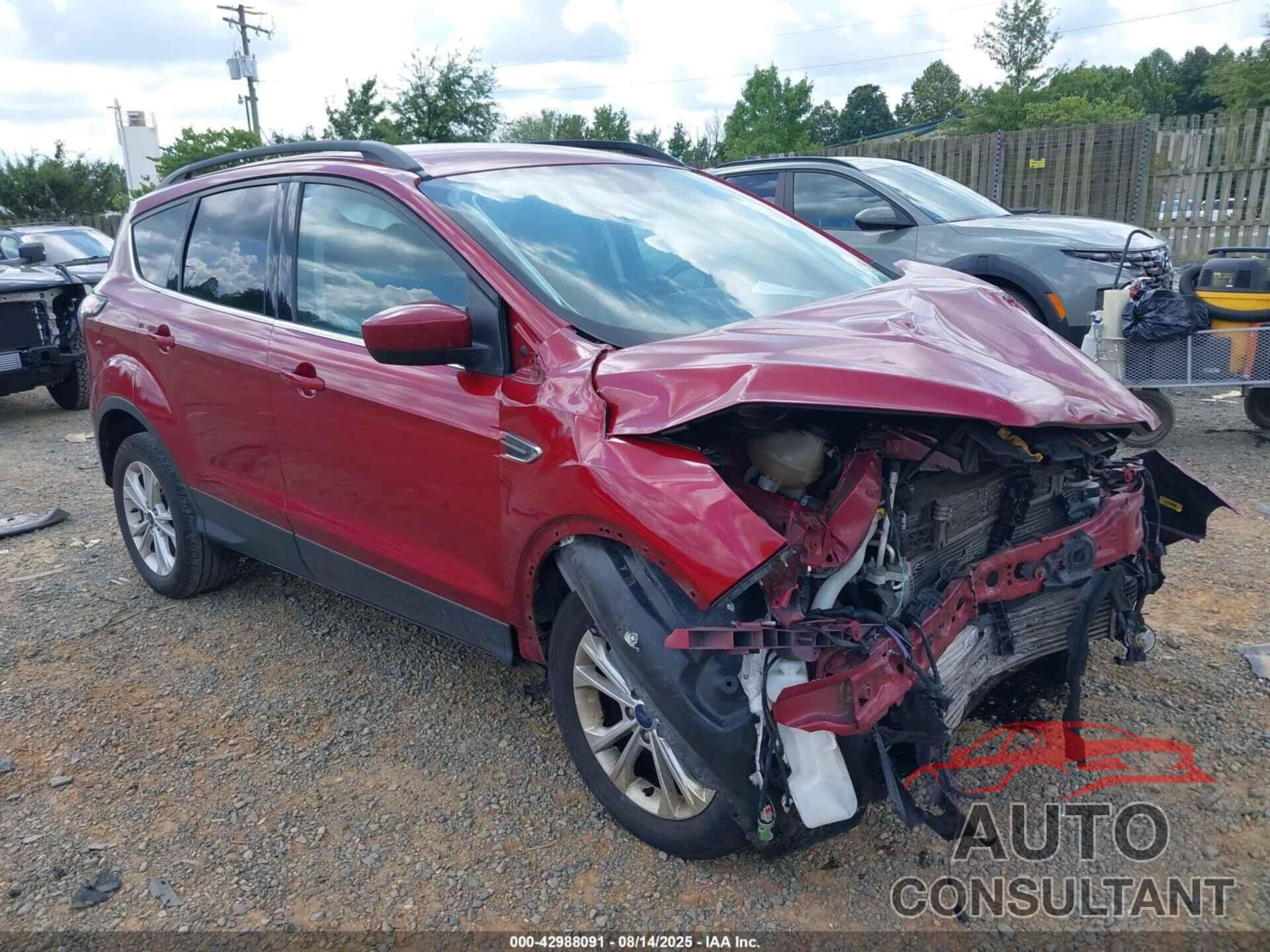 FORD ESCAPE 2017 - 1FMCU9G9XHUB49753