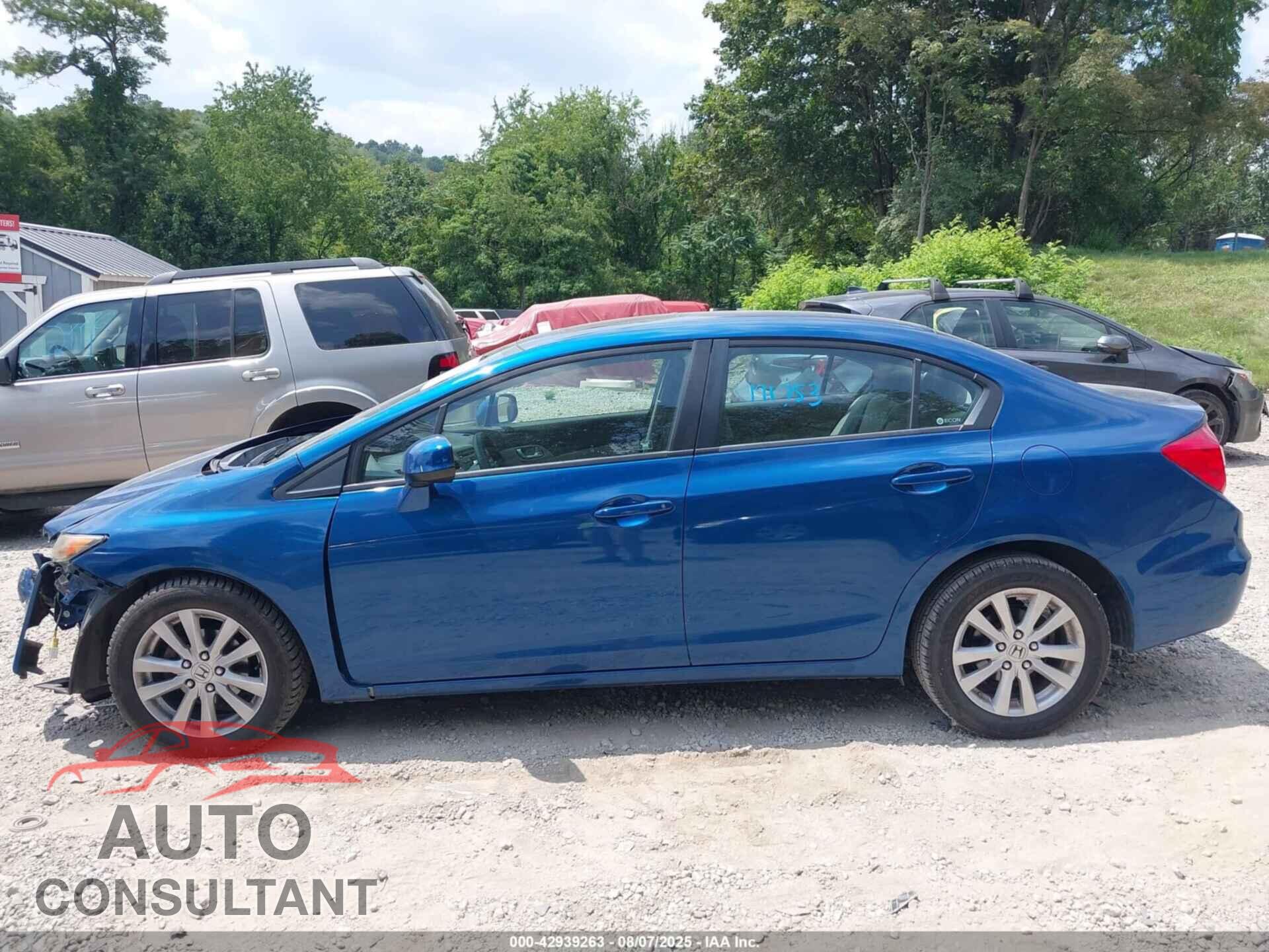 HONDA CIVIC 2012 - 2HGFB2F82CH582567