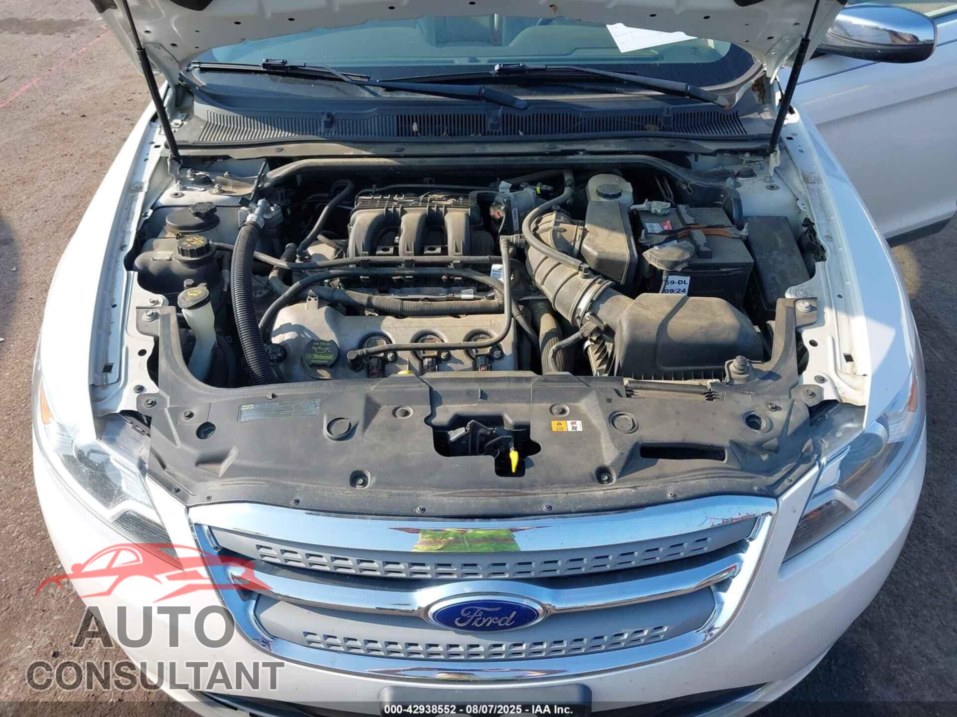 FORD TAURUS 2011 - 1FAHP2FW1BG187044