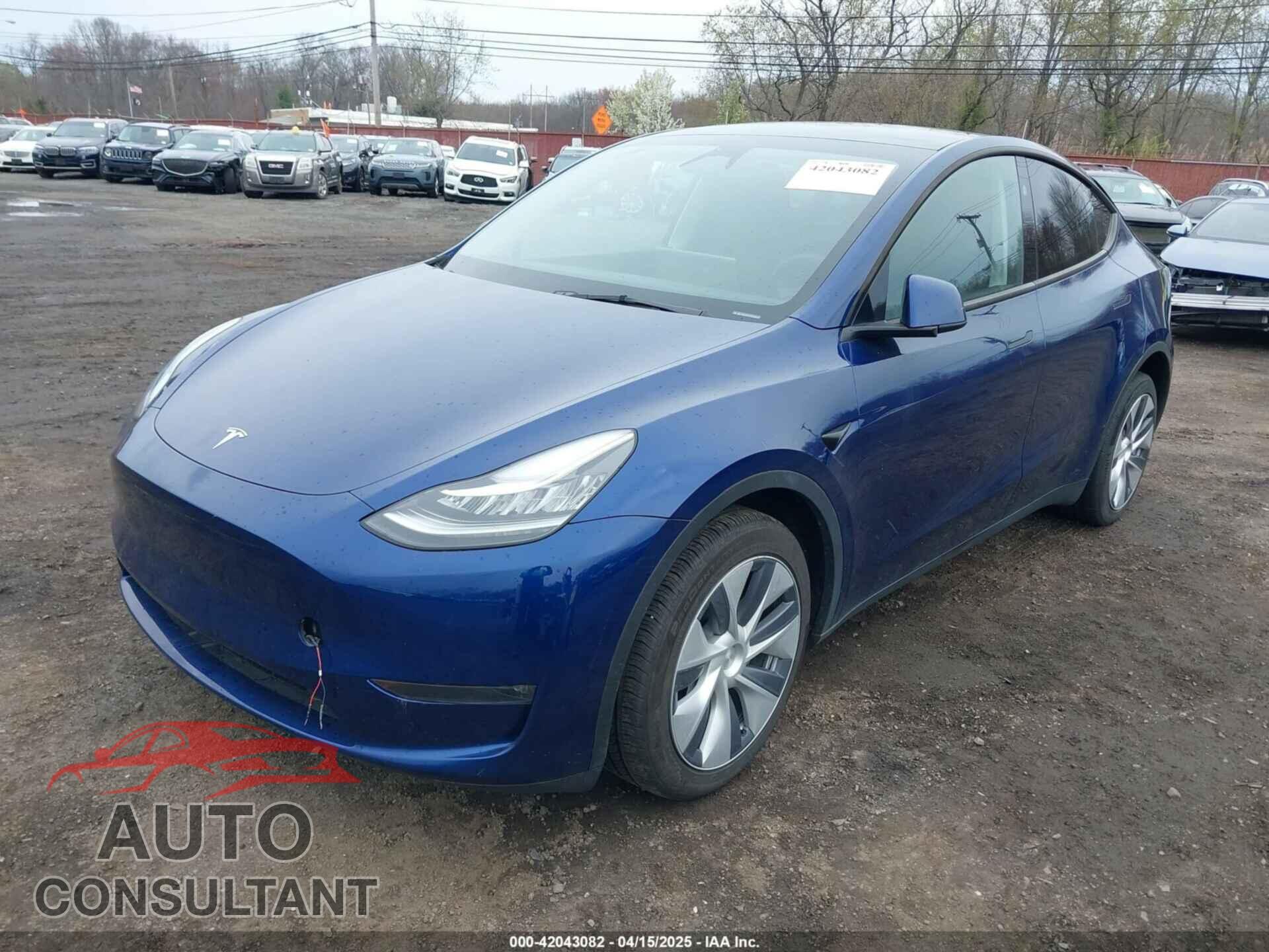 TESLA MODEL Y 2023 - 7SAYGDEE7PA142013