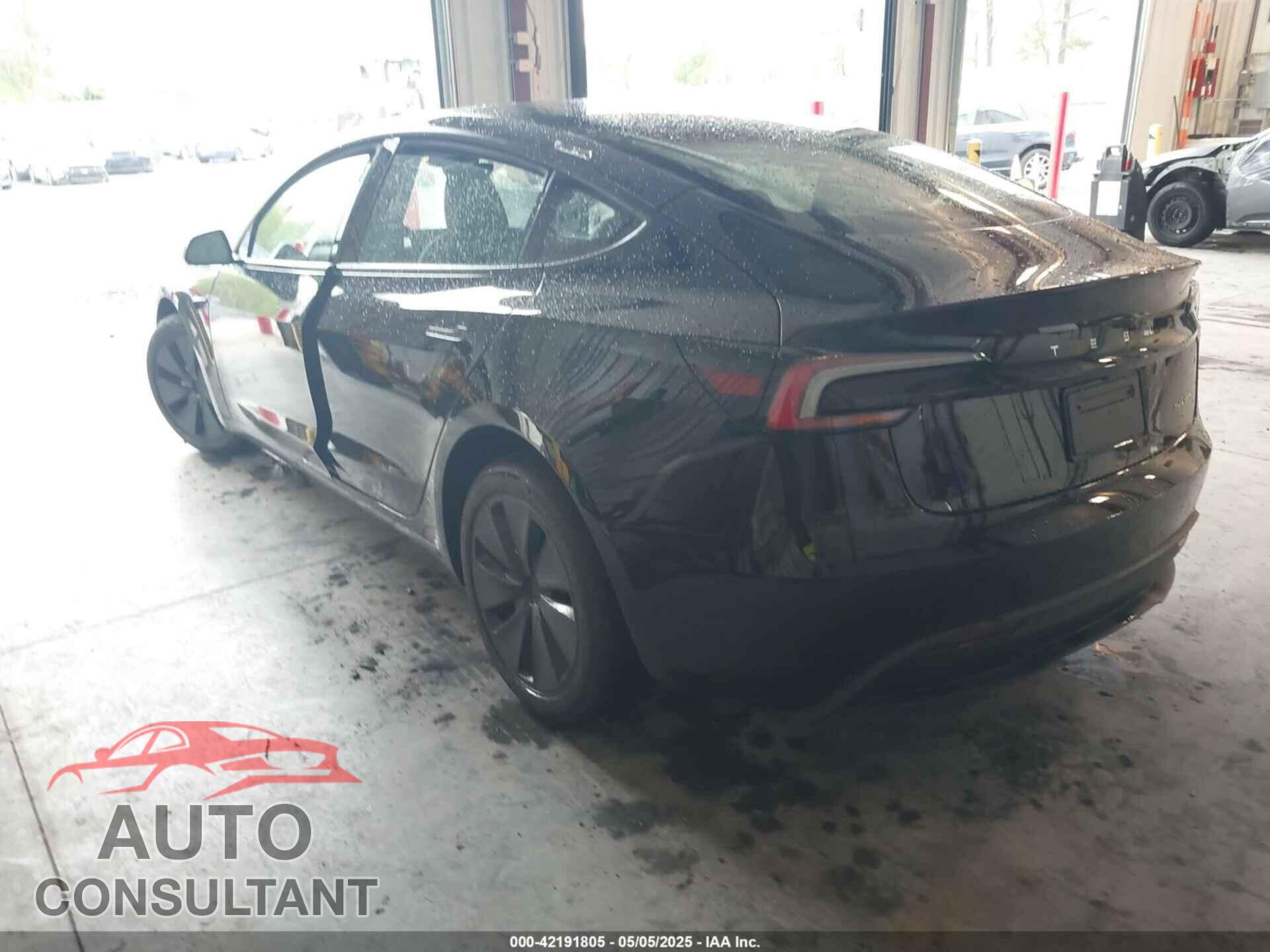 TESLA MODEL 3 2025 - 5YJ3E1EB9SF915531
