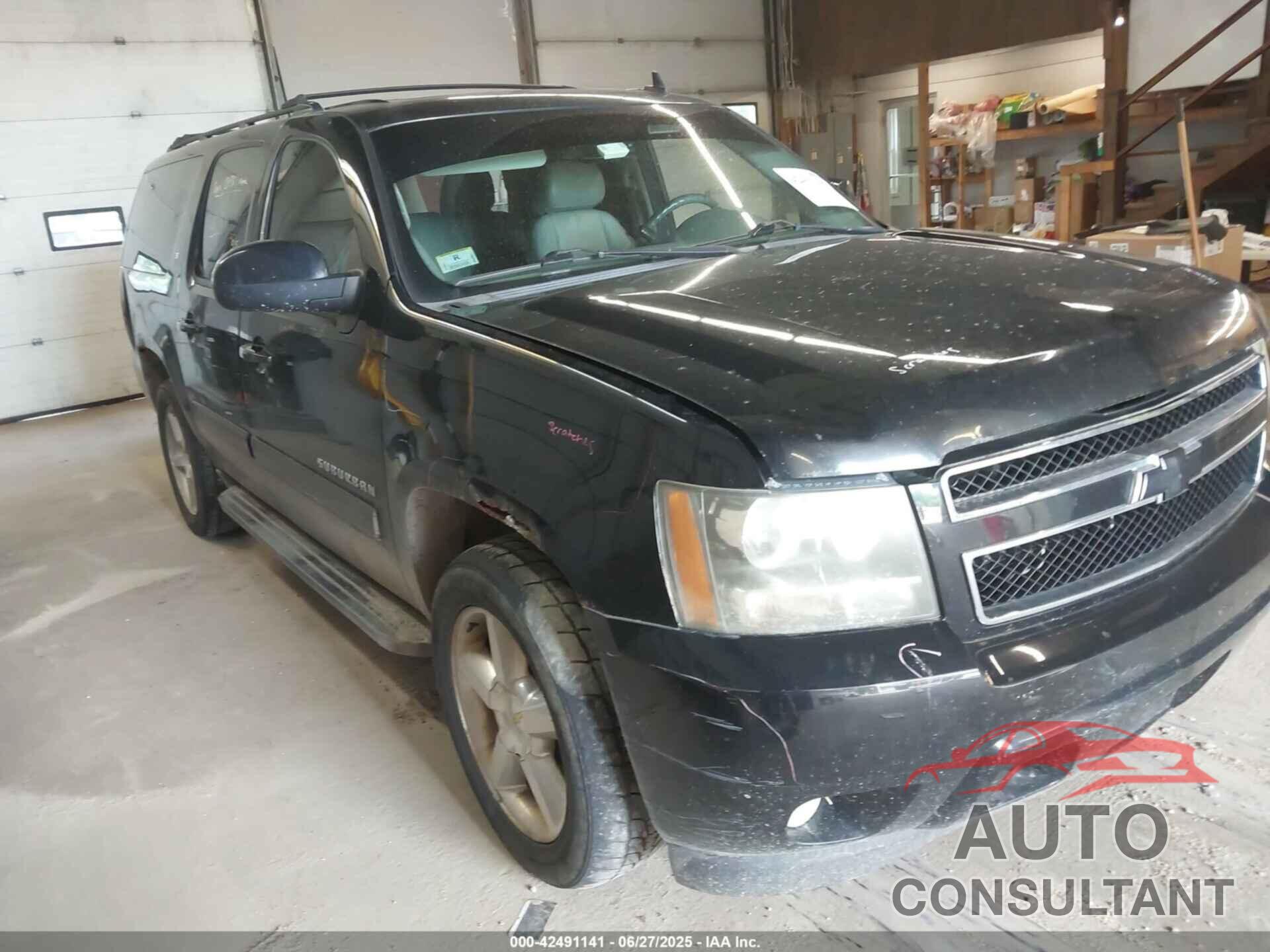 CHEVROLET SUBURBAN 1500 2011 - 1GNSKJE30BR106241