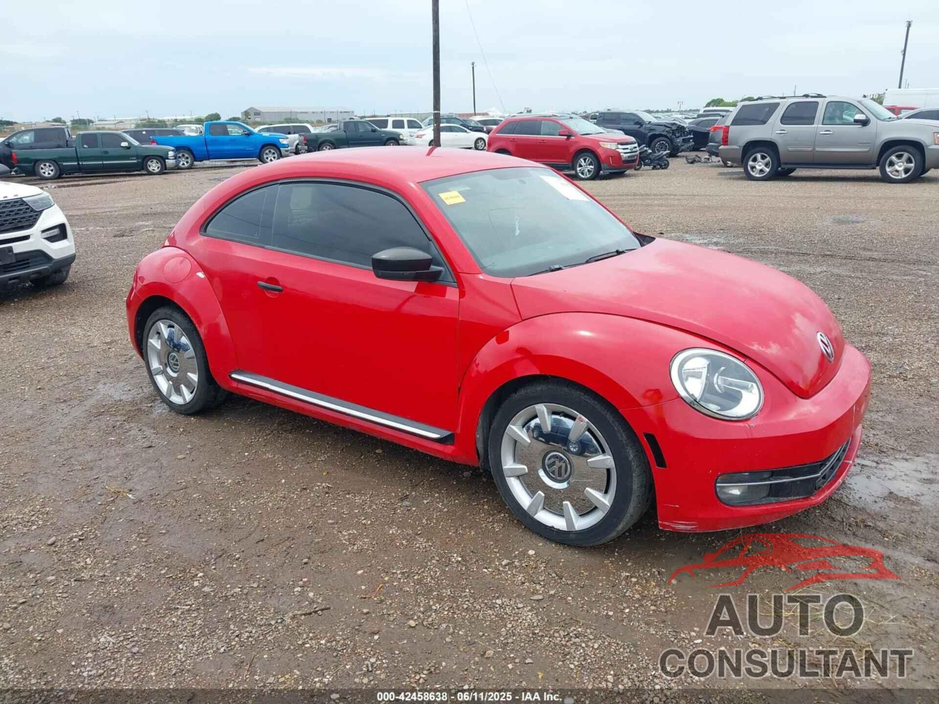 VOLKSWAGEN BEETLE 2015 - 3VWF17AT6FM629094