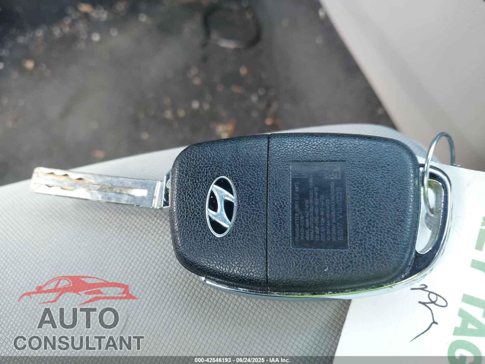 HYUNDAI SONATA 2019 - 5NPE24AF2KH744084